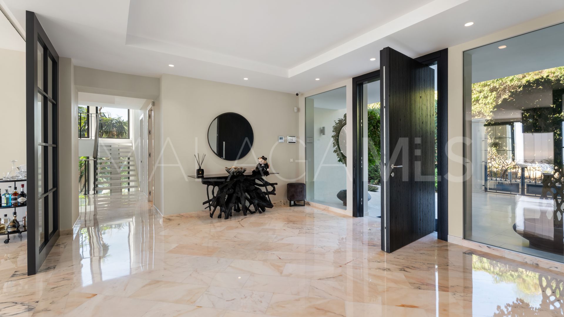 Villa for sale in Sierra Blanca