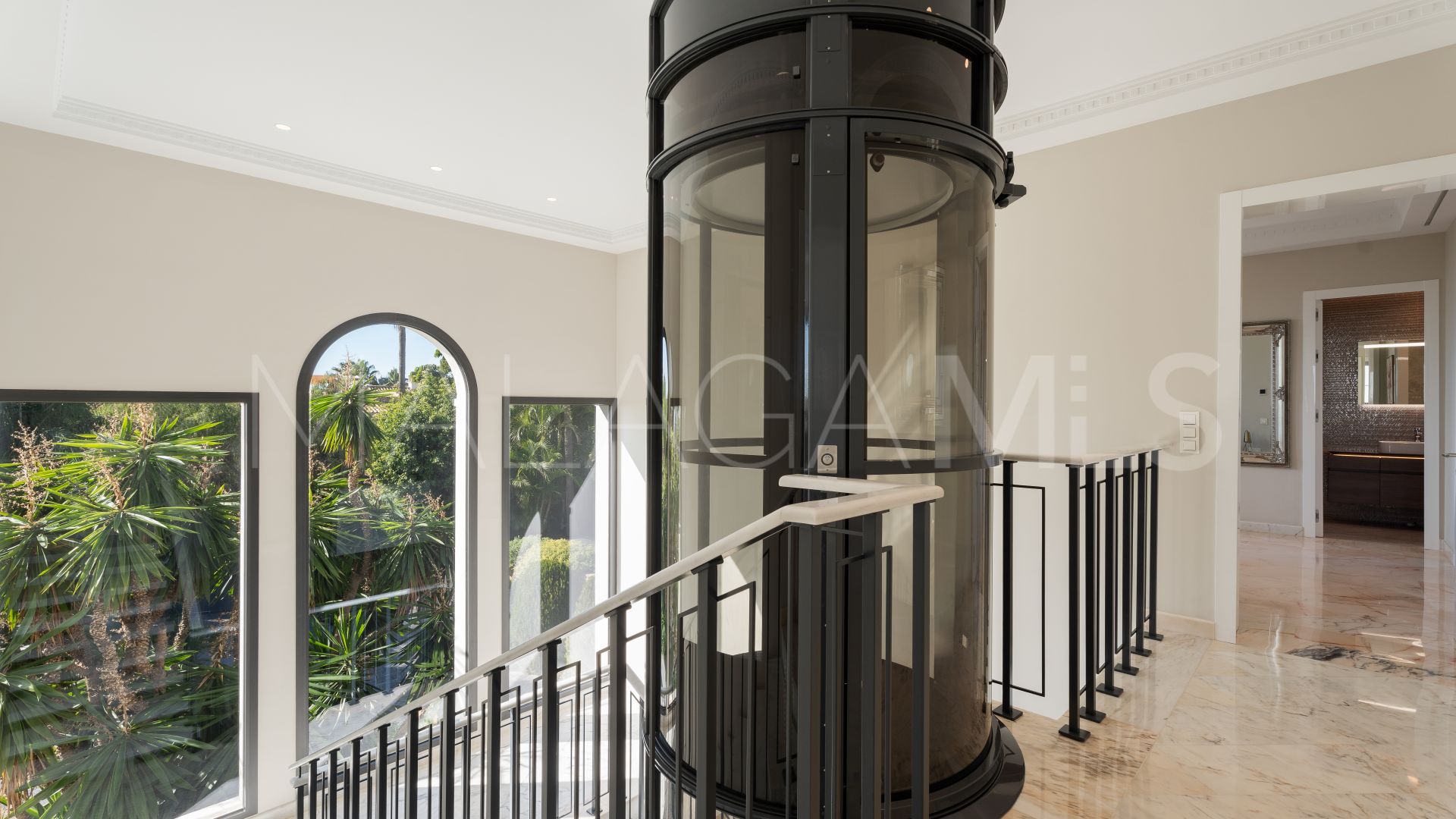 Villa for sale in Sierra Blanca