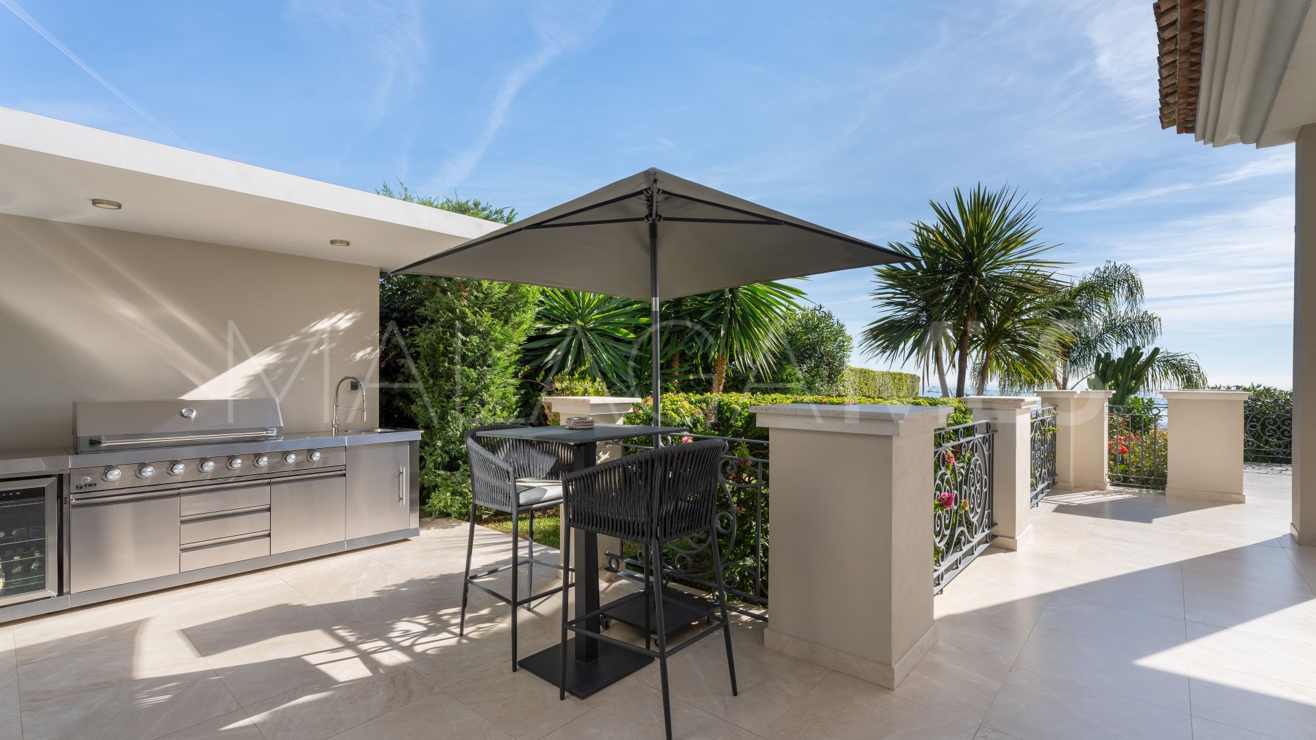 Villa for sale in Sierra Blanca