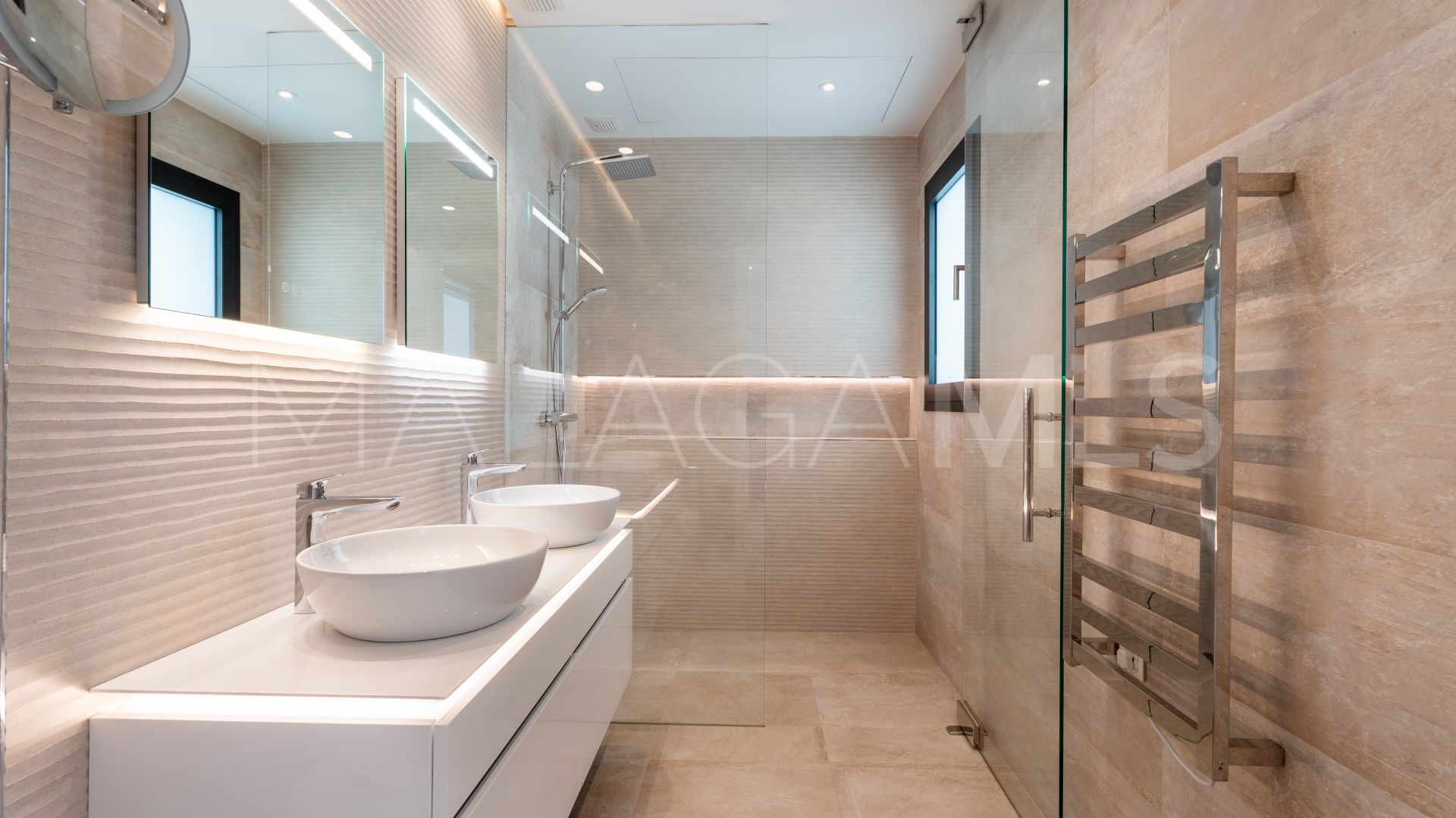 Villa for sale in Sierra Blanca