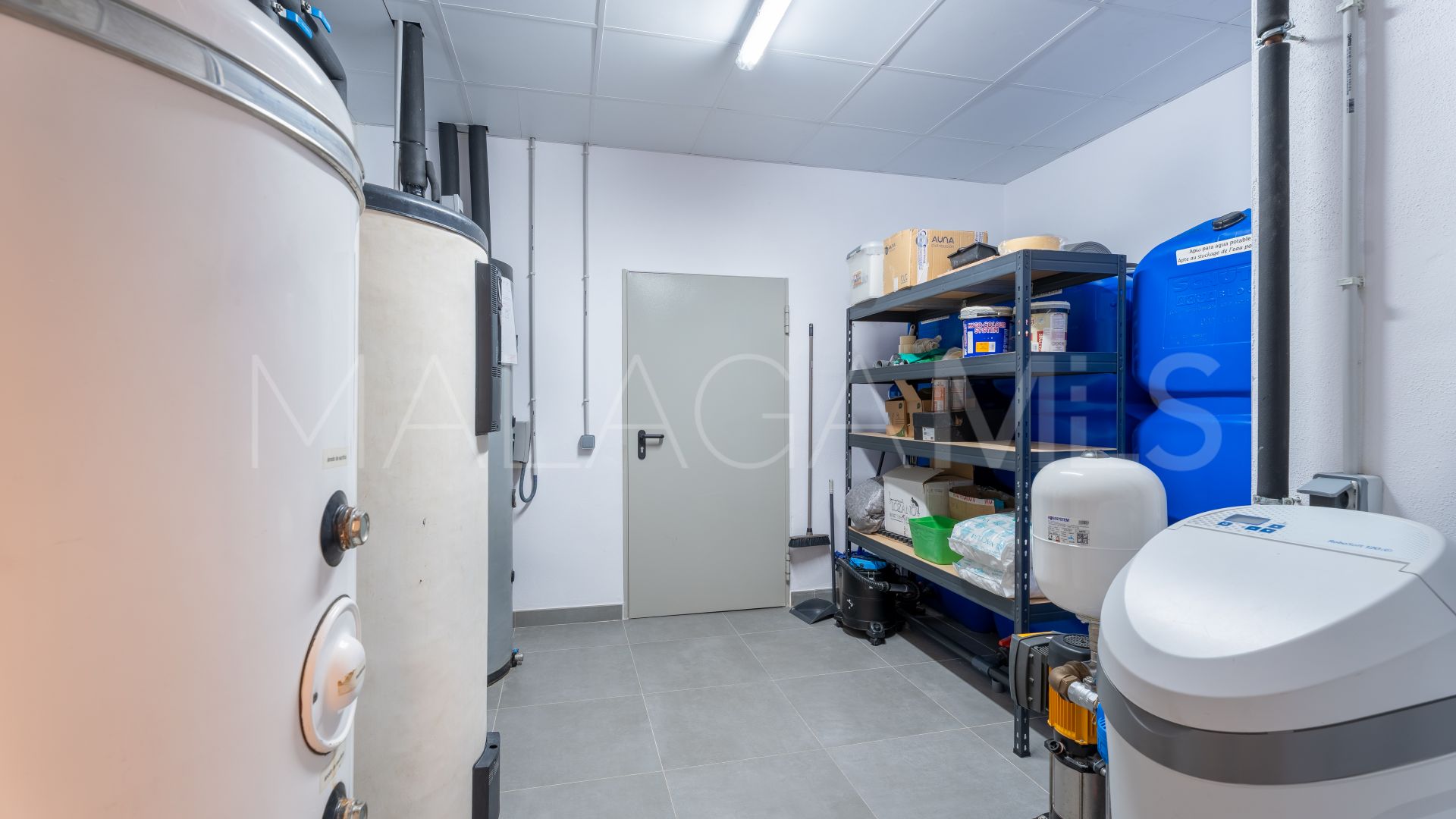 Villa for sale in Sierra Blanca