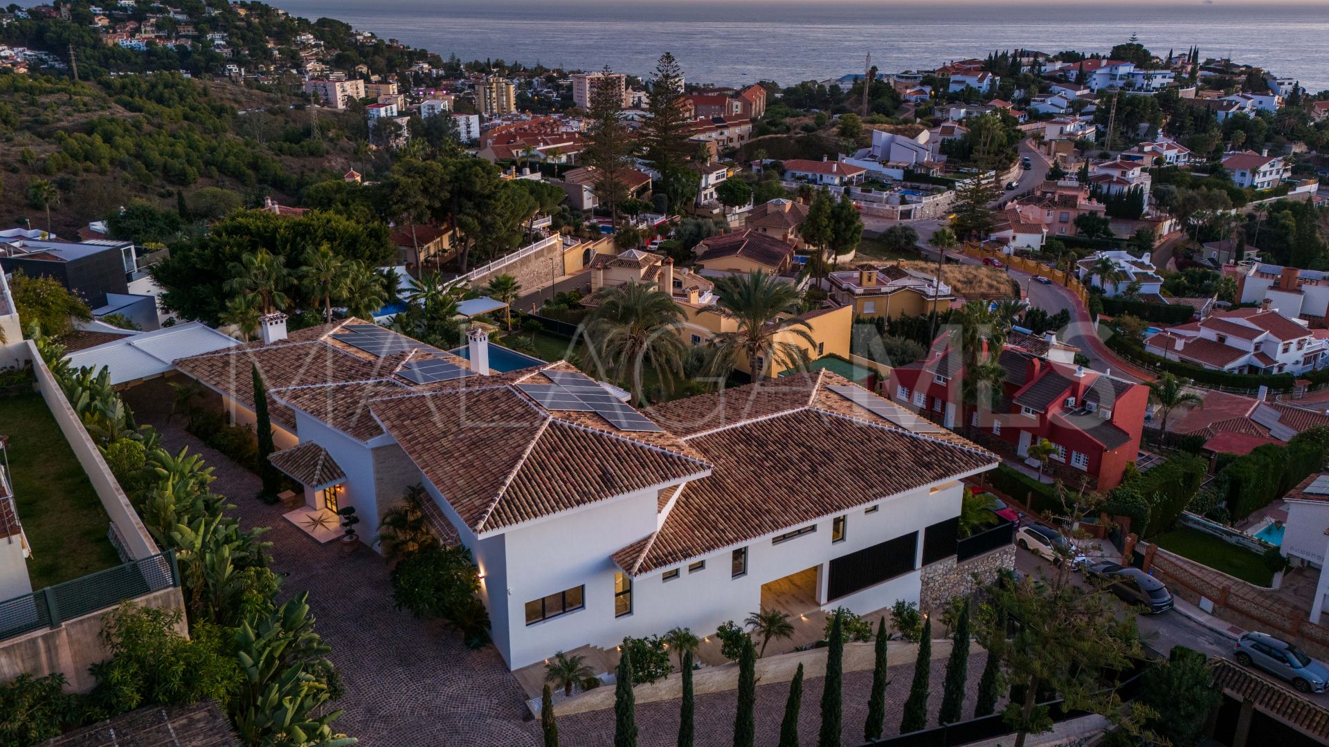 For sale villa in Malaga