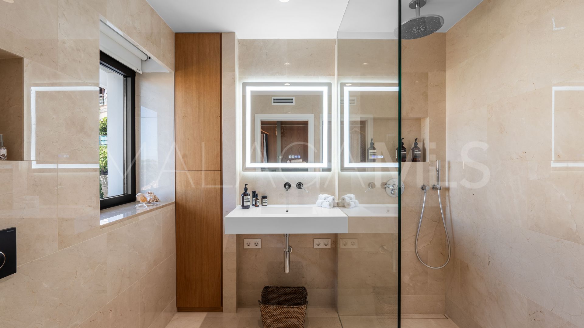 For sale villa in Malaga