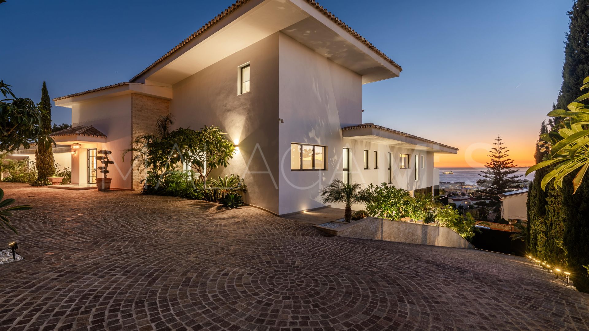 For sale villa in Malaga