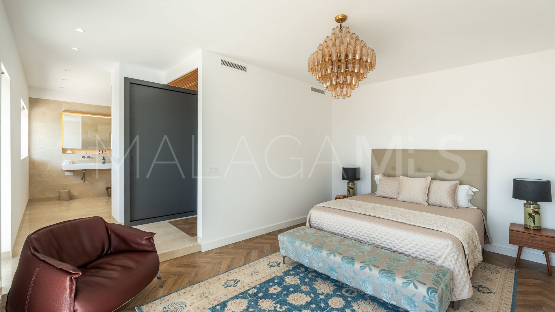 For sale villa in Malaga