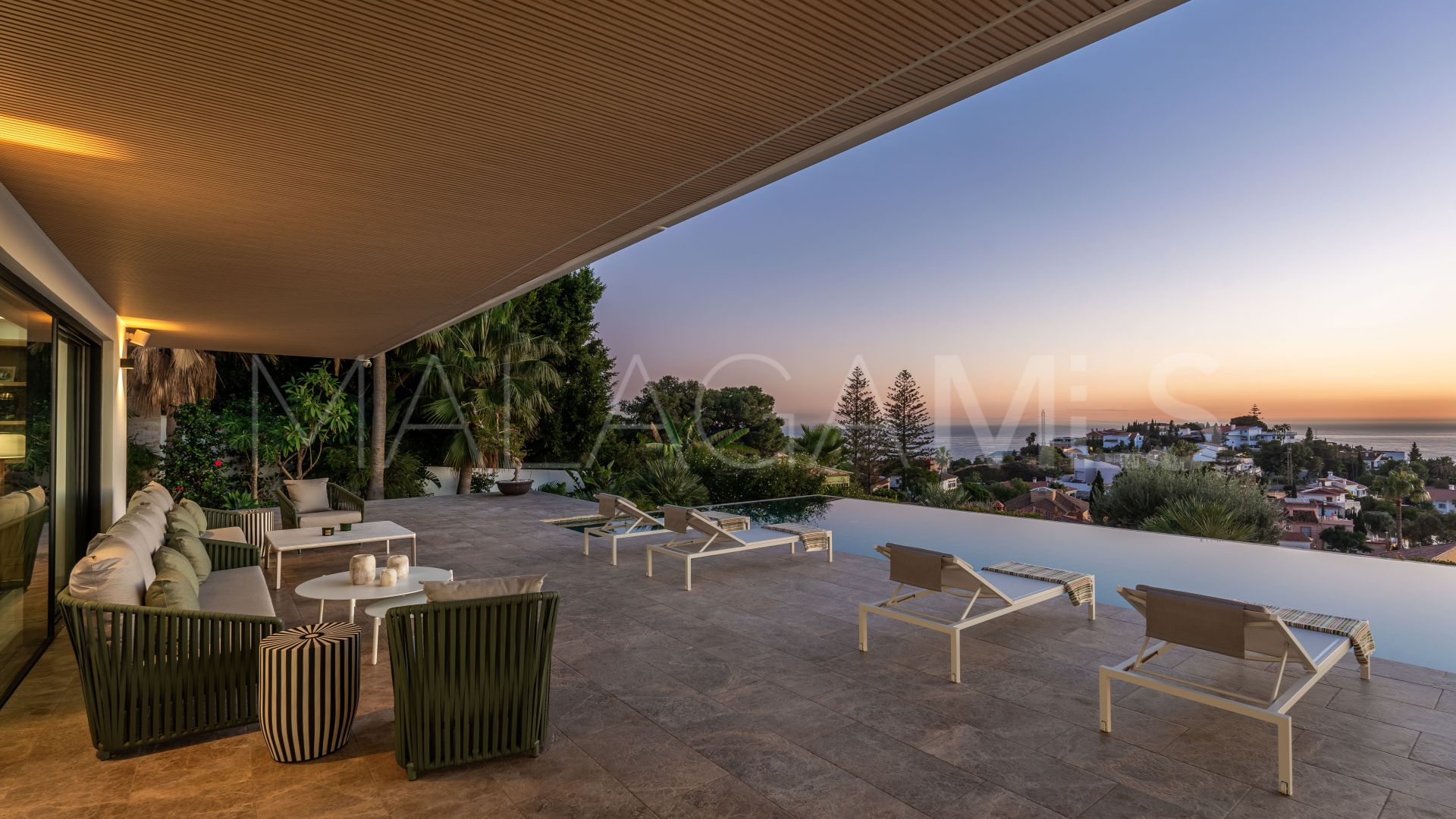 For sale villa in Malaga