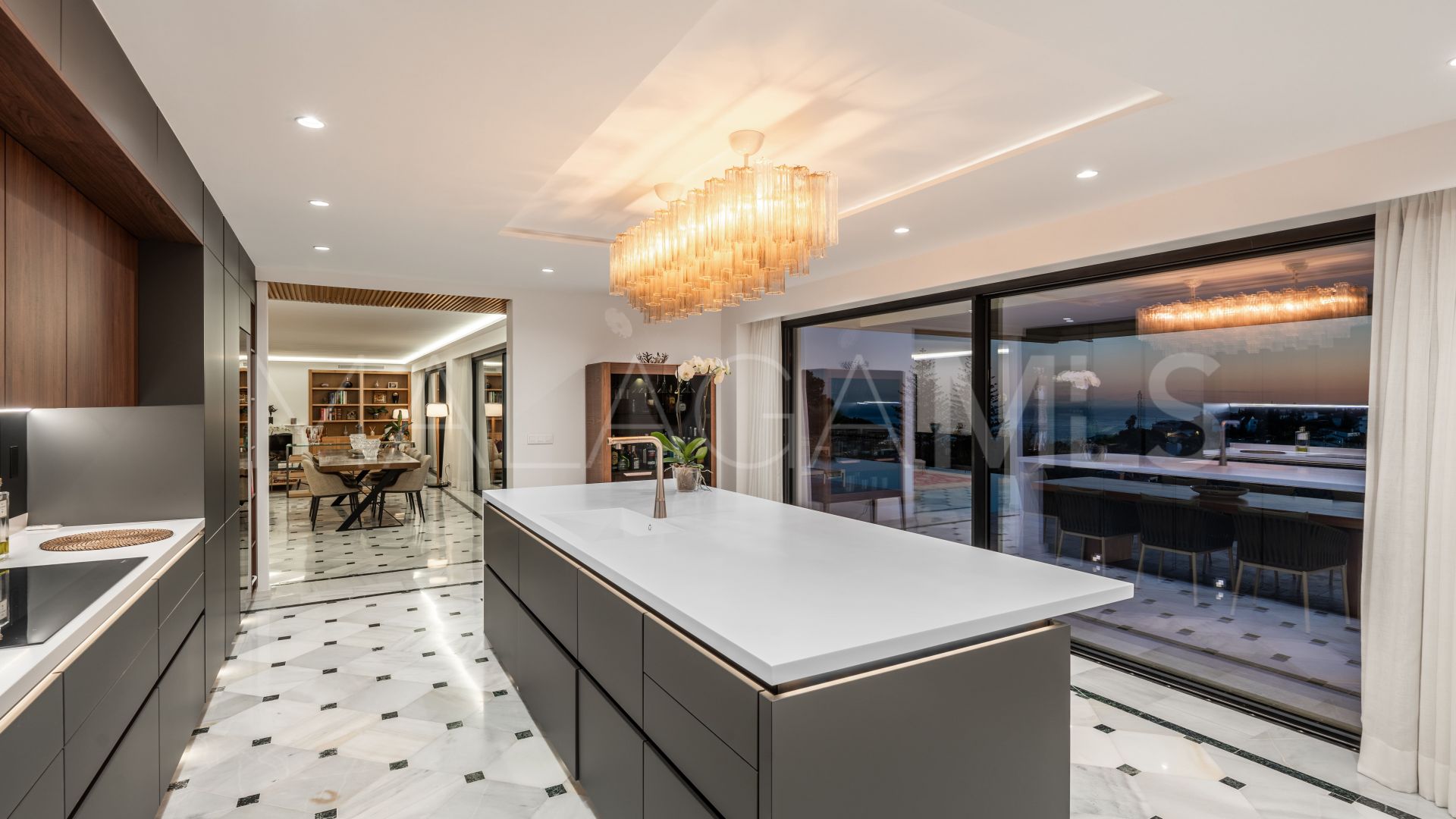 For sale villa in Malaga