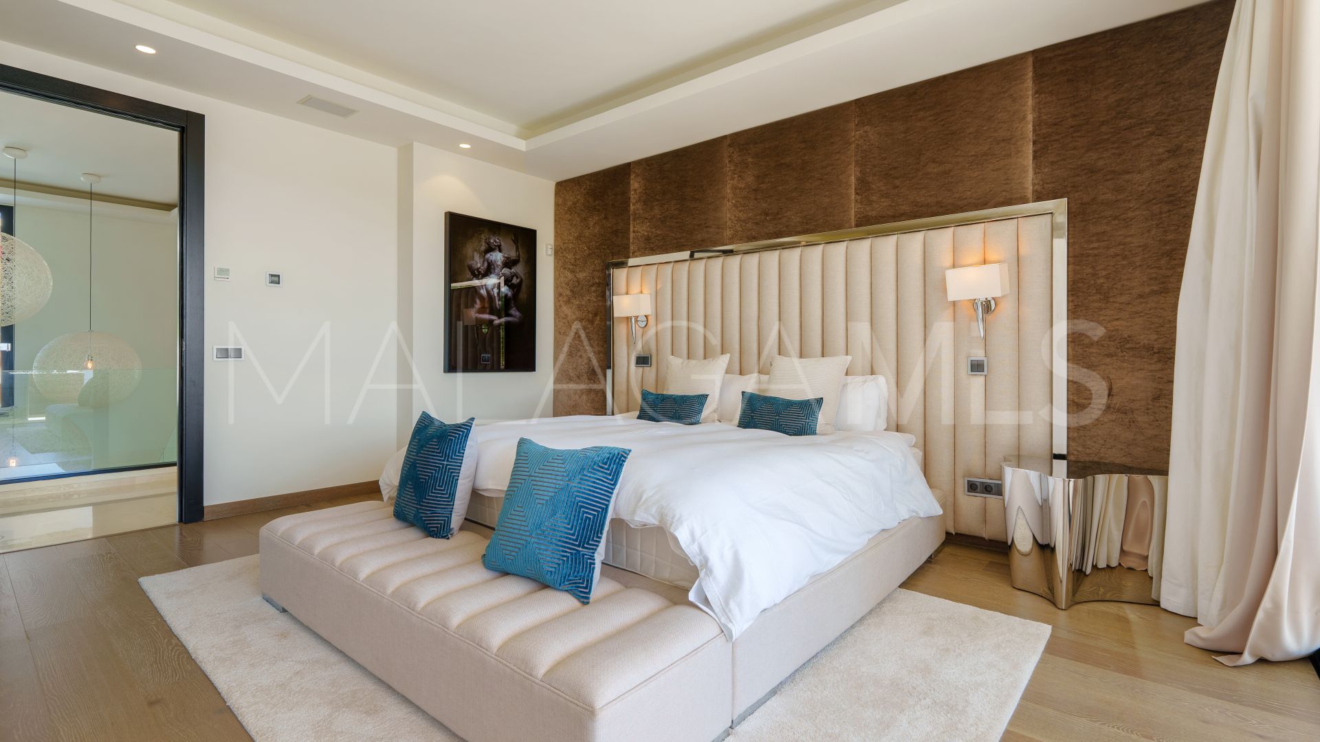 Se vende villa in Nueva Andalucia de 6 bedrooms