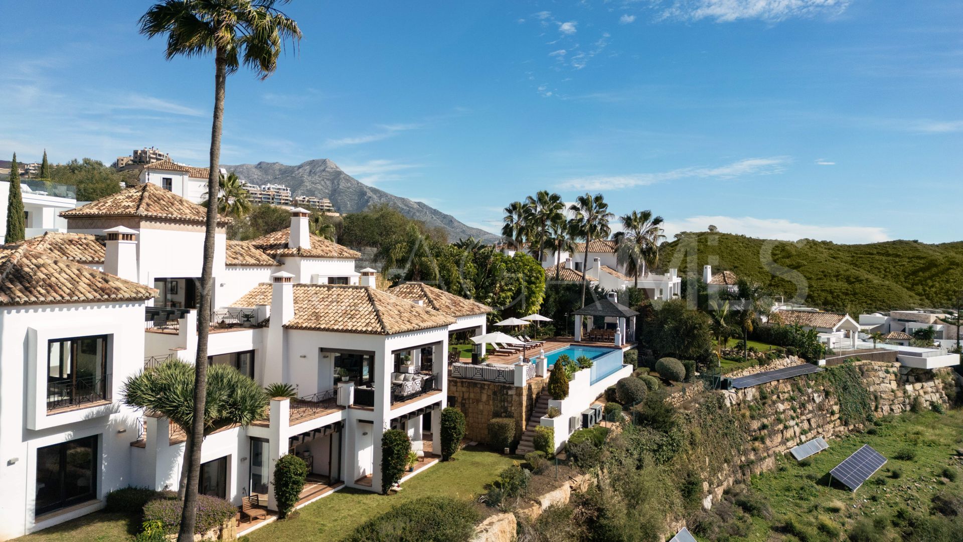 Villa a la venta in Lomas de La Quinta with 7 bedrooms