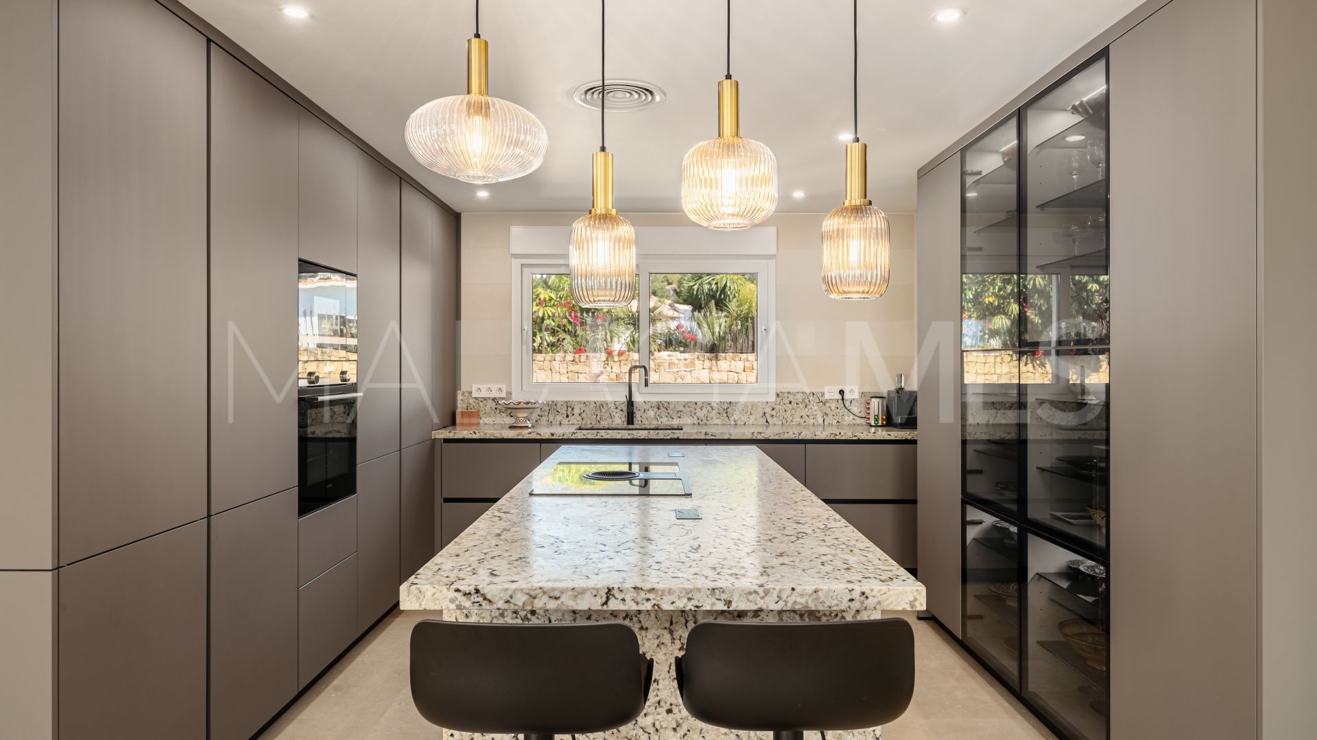 For sale villa with 4 bedrooms in Nagüeles