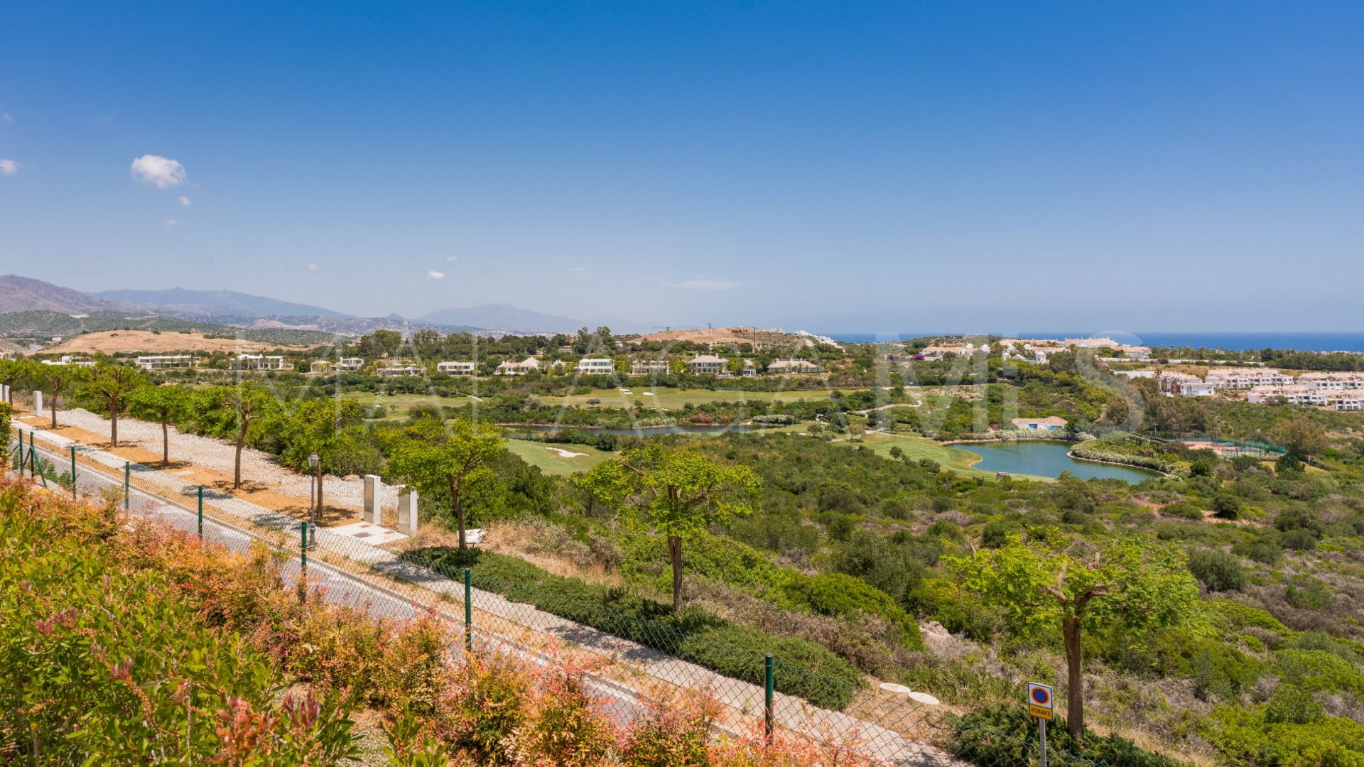 Apartamento for sale in Finca Cortesin with 3 bedrooms