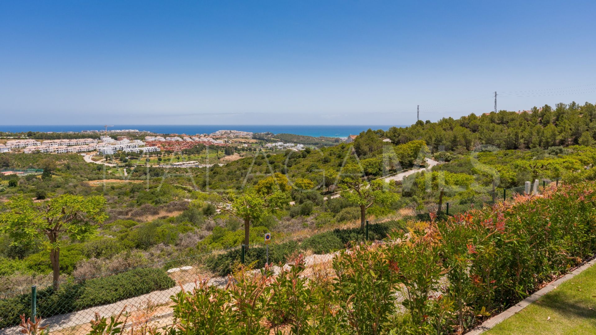 For sale 3 bedrooms apartment in Finca Cortesin