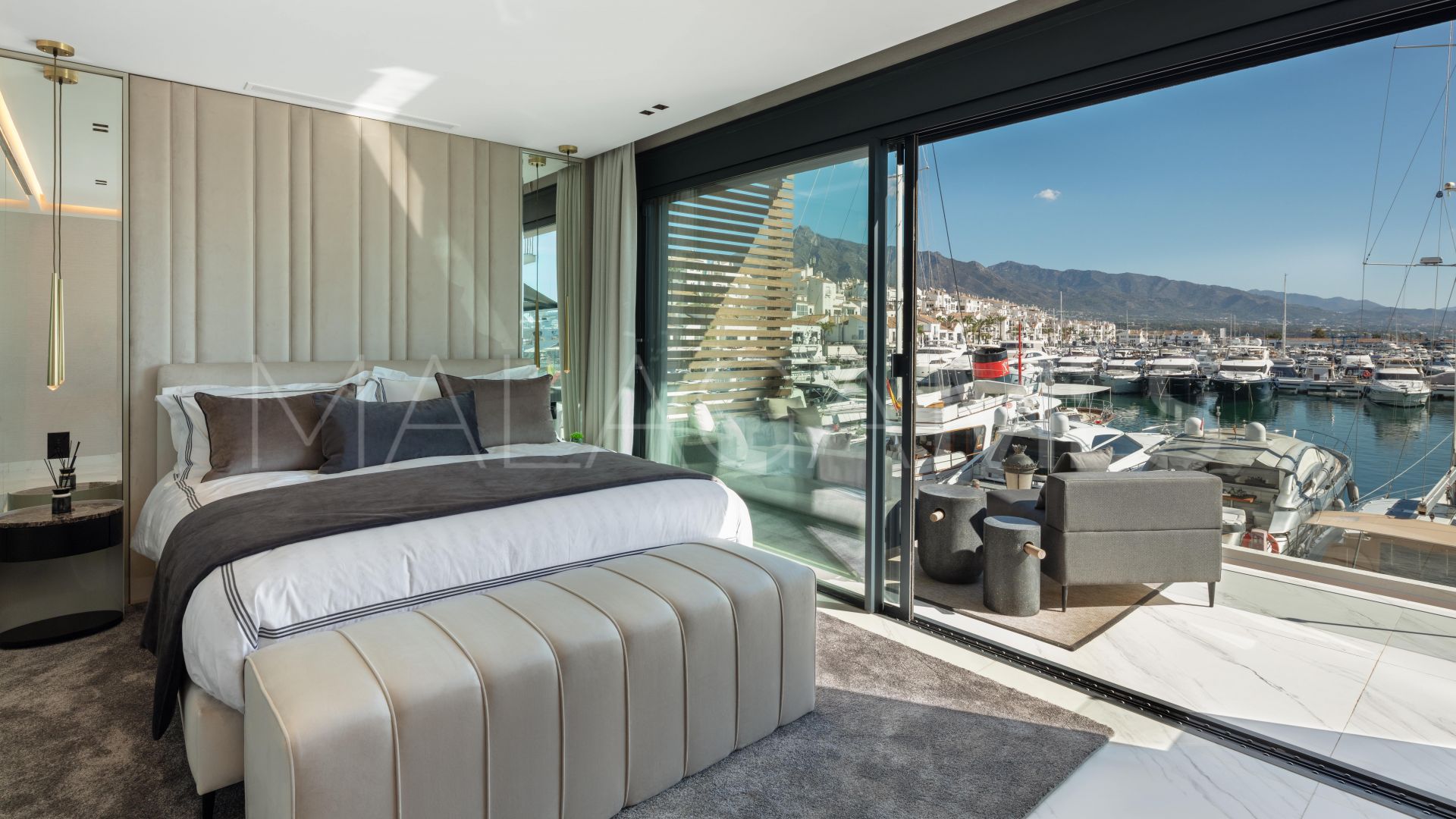 Apartamento for sale with 3 bedrooms in Marbella - Puerto Banus