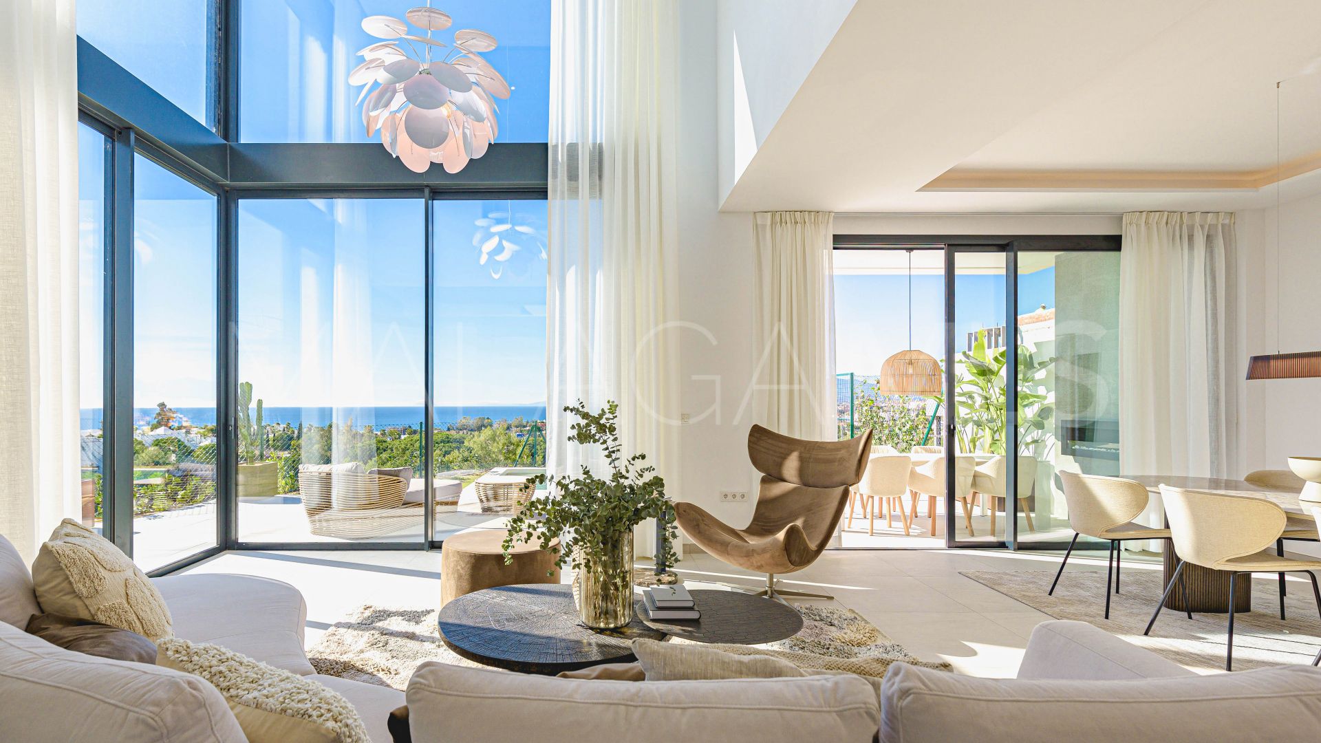 Adosado with 4 bedrooms for sale in Marbella Este
