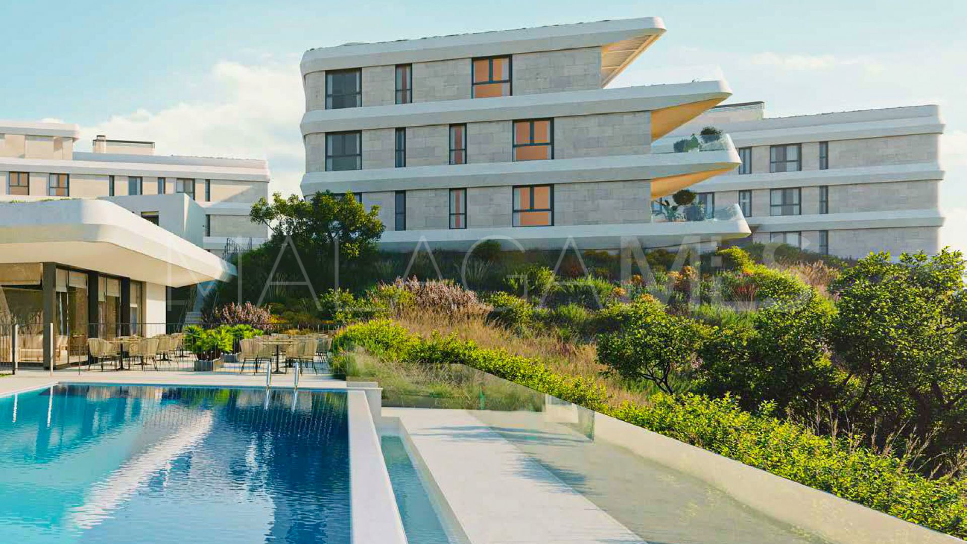 Ground floor apartment in New Golden Mile for sale