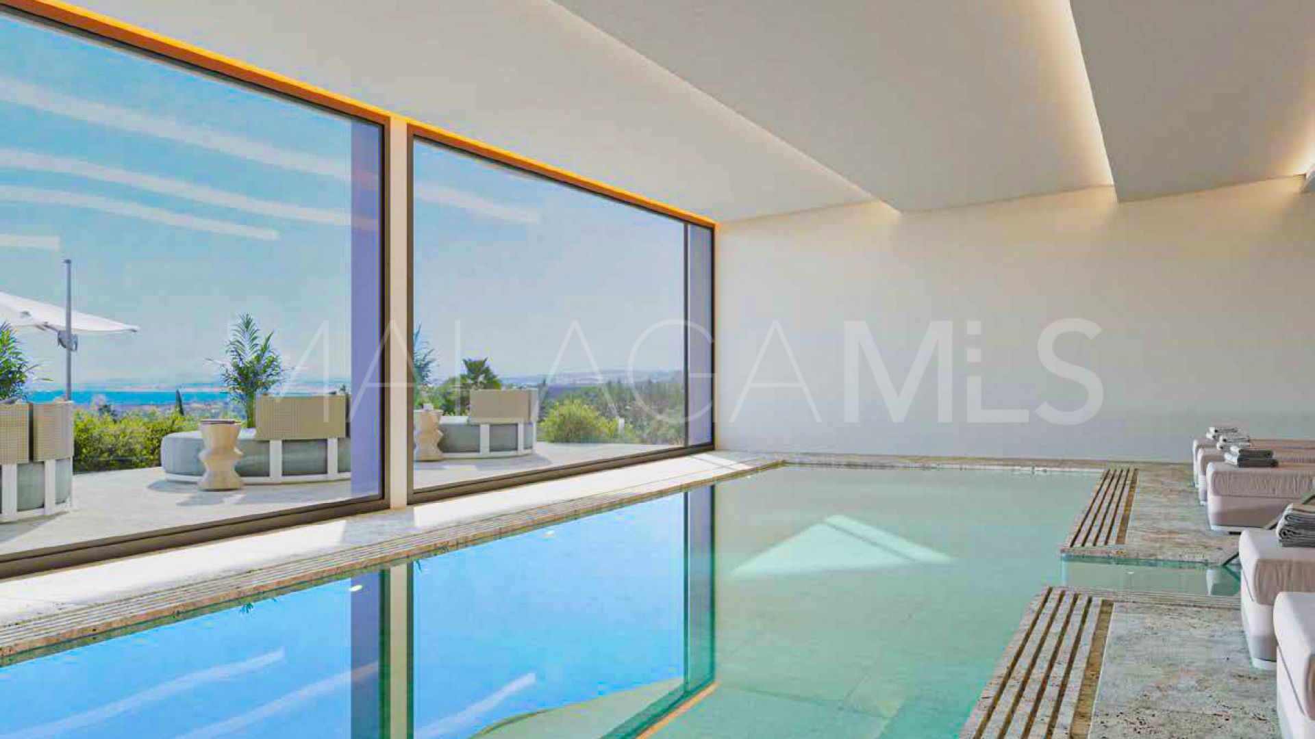 Ground floor apartment in New Golden Mile for sale