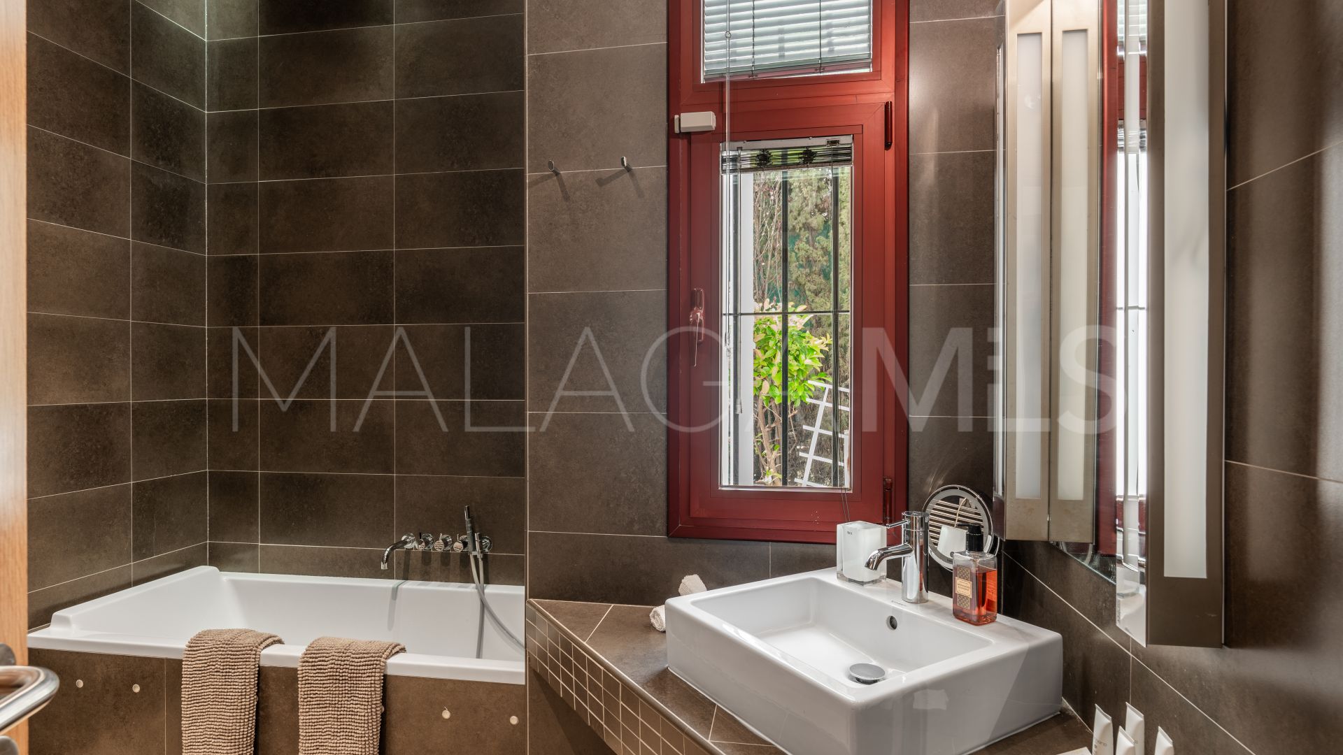 Villa a la venta in Nueva Andalucia