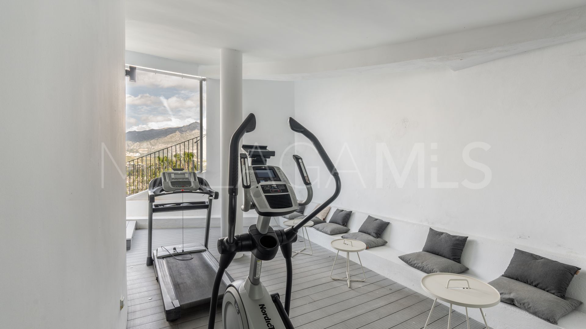 Villa a la venta in Nueva Andalucia