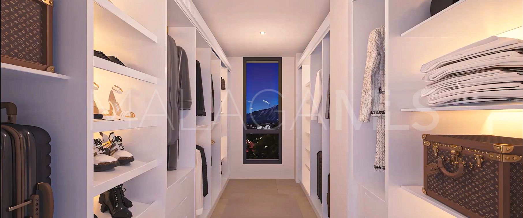 Villa for sale in New Golden Mile
