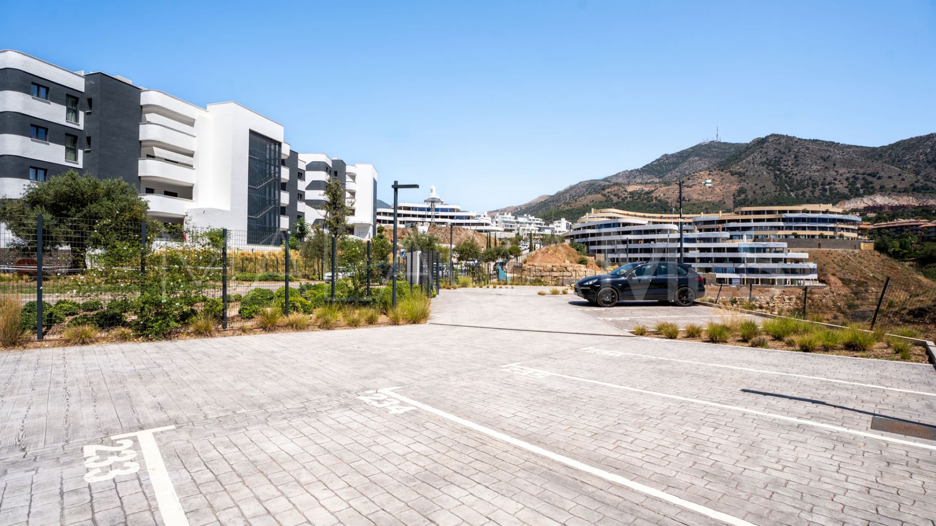Appartement rez de chaussée for sale in El Higueron