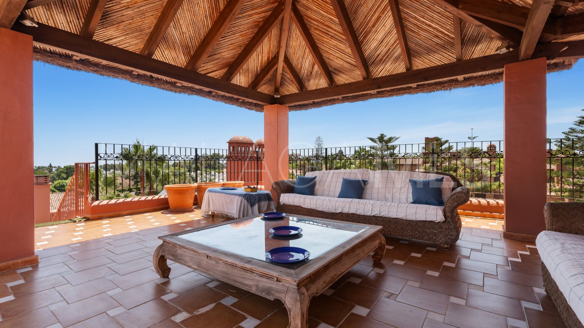 For sale Alhambra del Golf 5 bedrooms penthouse