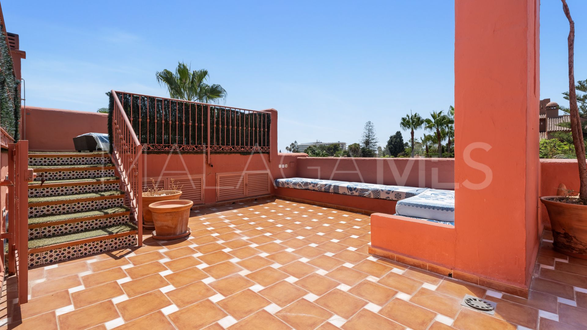 For sale Alhambra del Golf 5 bedrooms penthouse