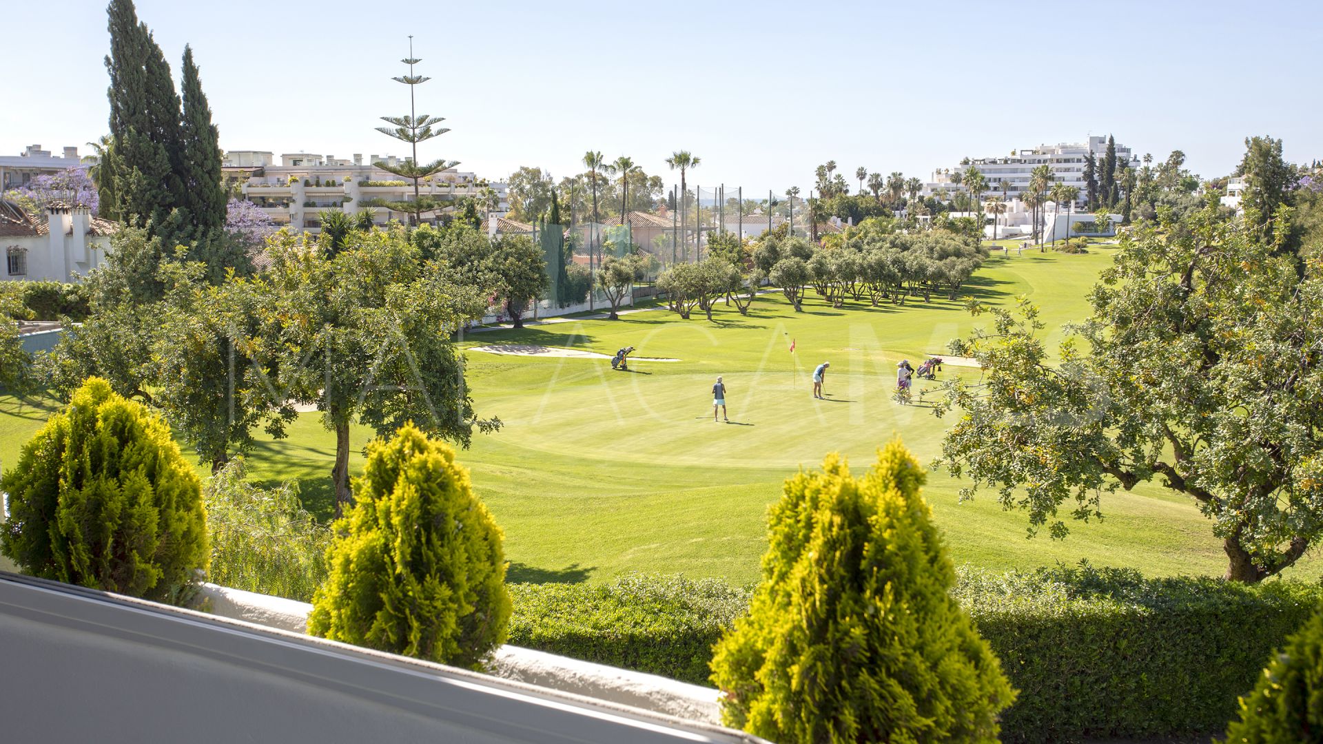 Lägenhet for sale in Guadalmina Alta