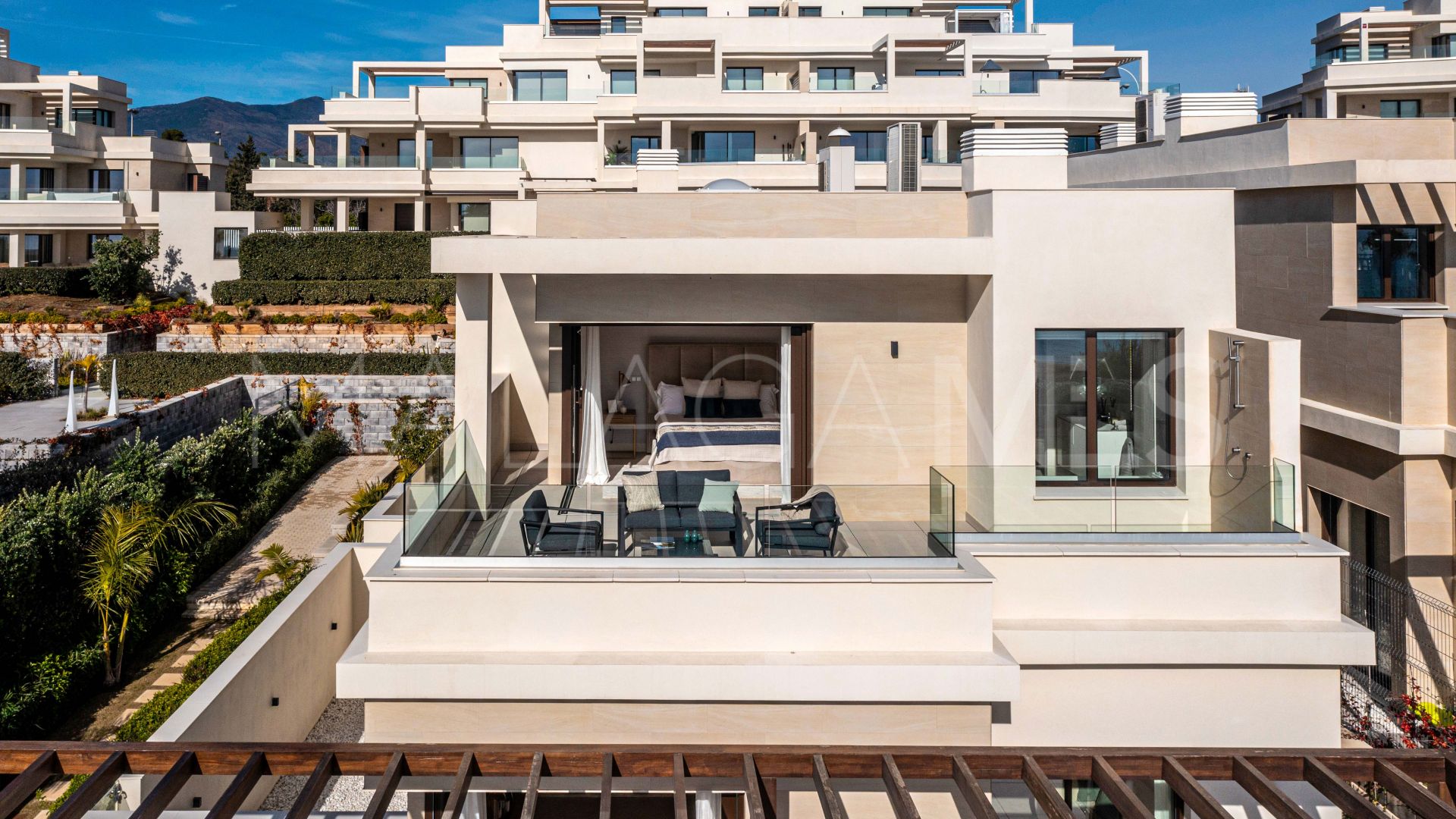Villa for sale in Beach Side New Golden Mile