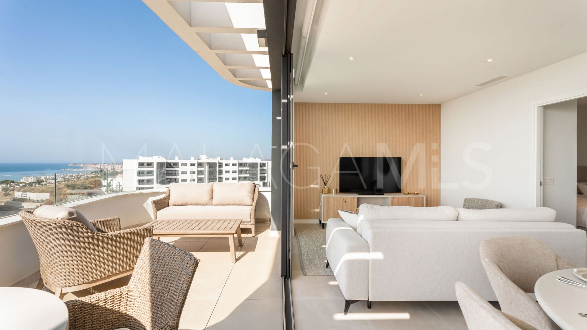 For sale penthouse in El Higueron with 2 bedrooms