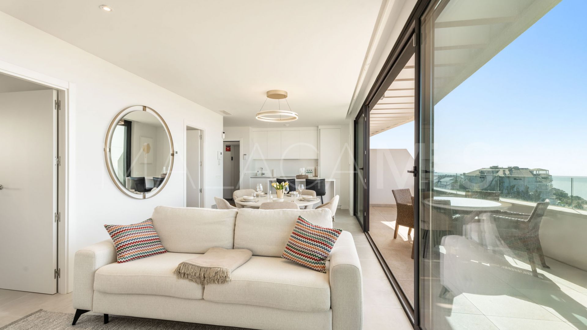 For sale penthouse in El Higueron with 2 bedrooms
