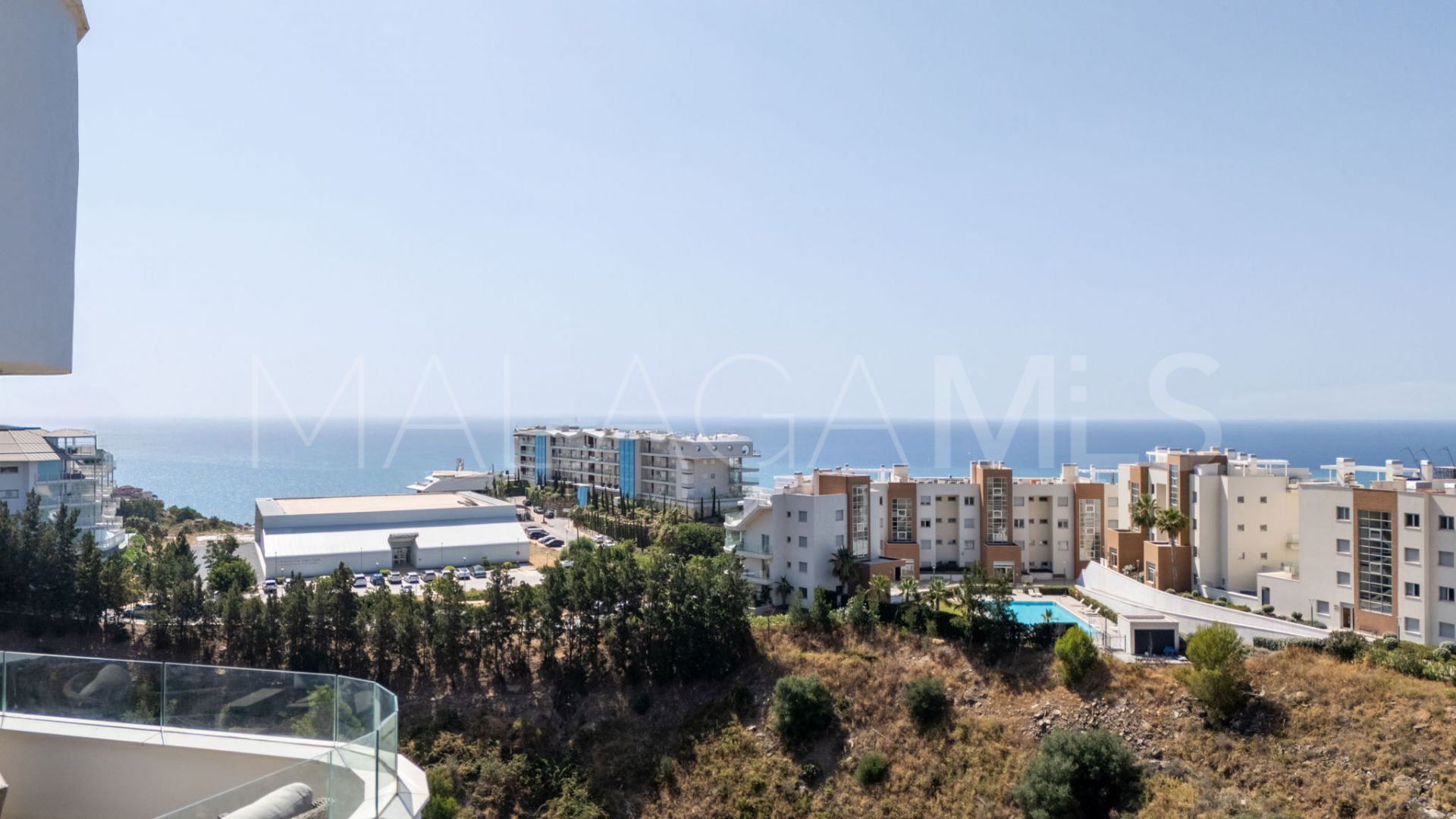For sale penthouse in El Higueron with 2 bedrooms