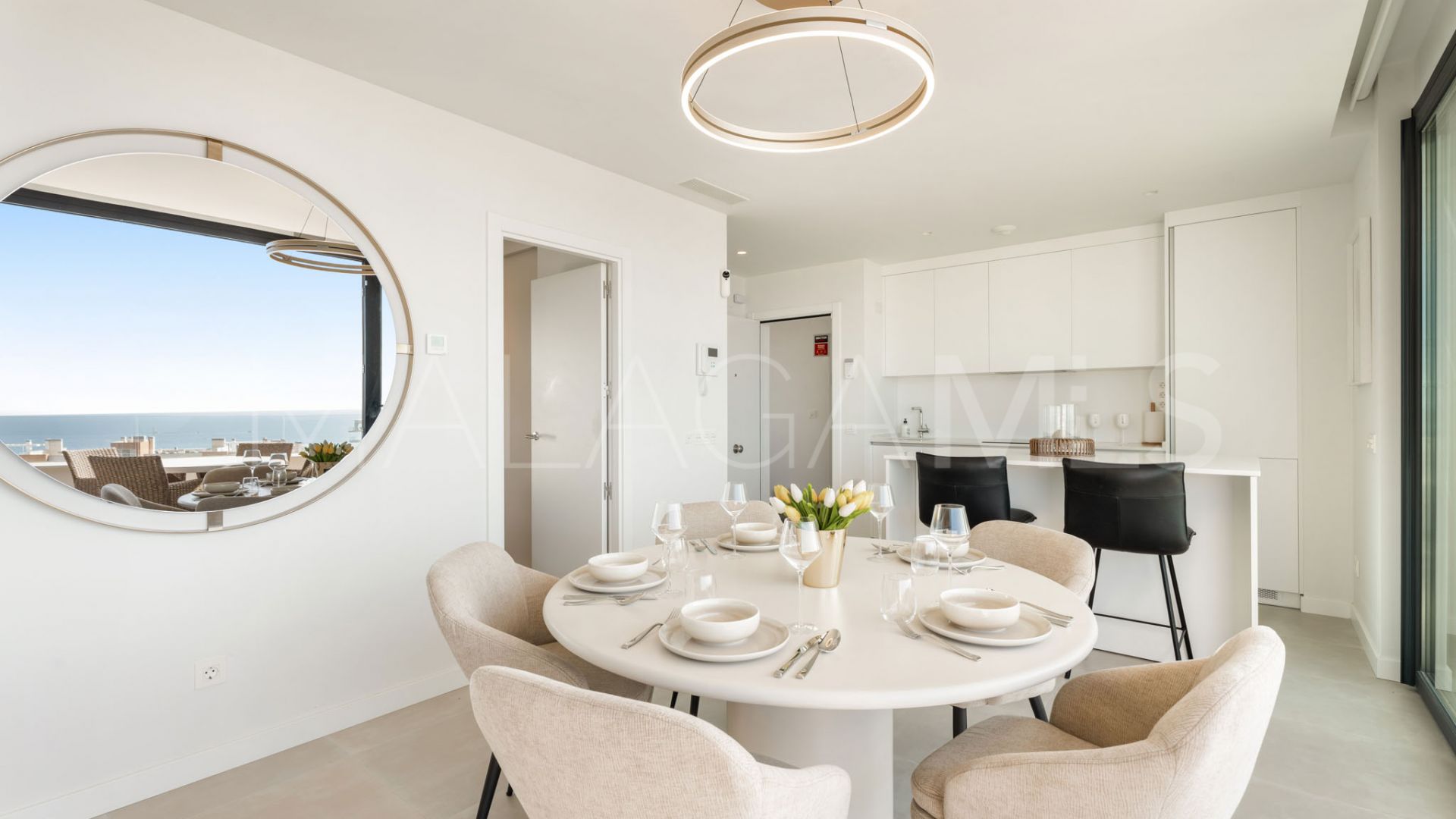 For sale penthouse in El Higueron with 2 bedrooms