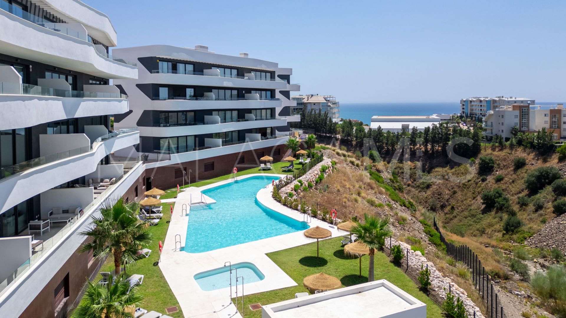 For sale penthouse in El Higueron with 2 bedrooms