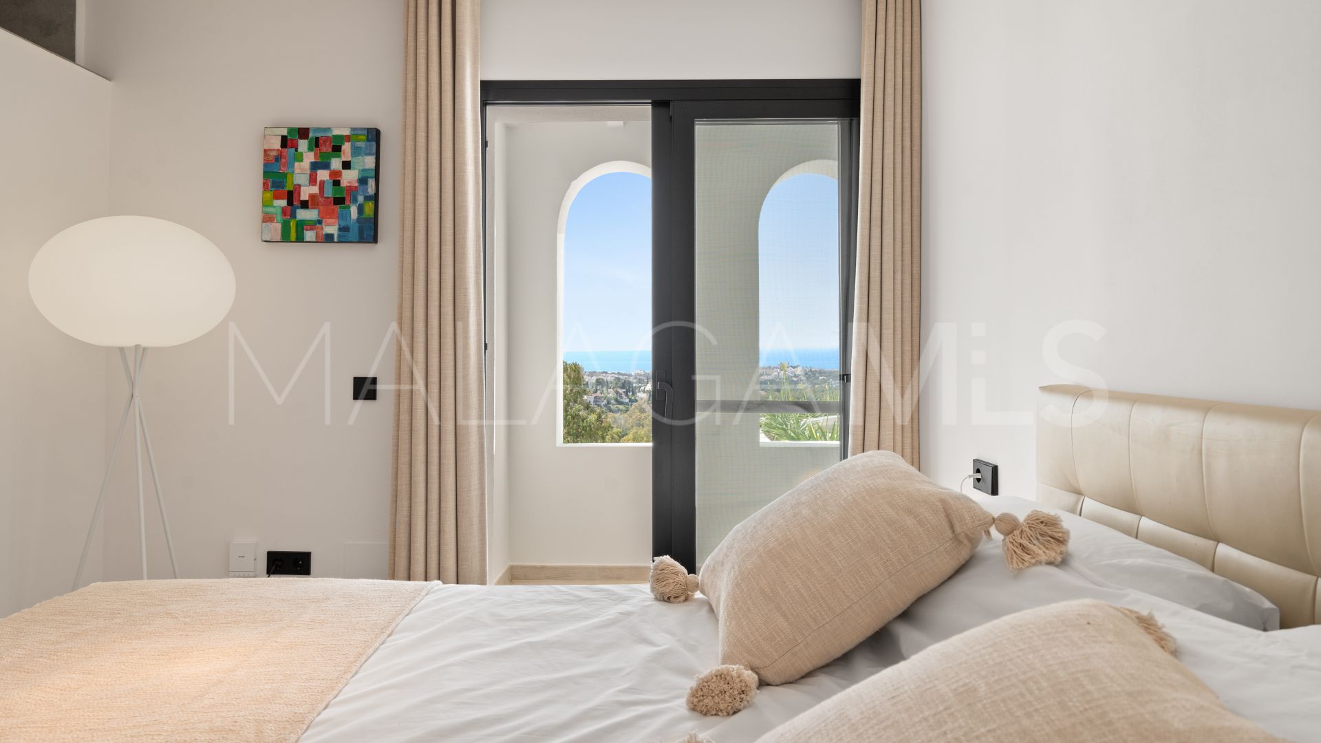 5 bedrooms villa for sale in Nueva Andalucia