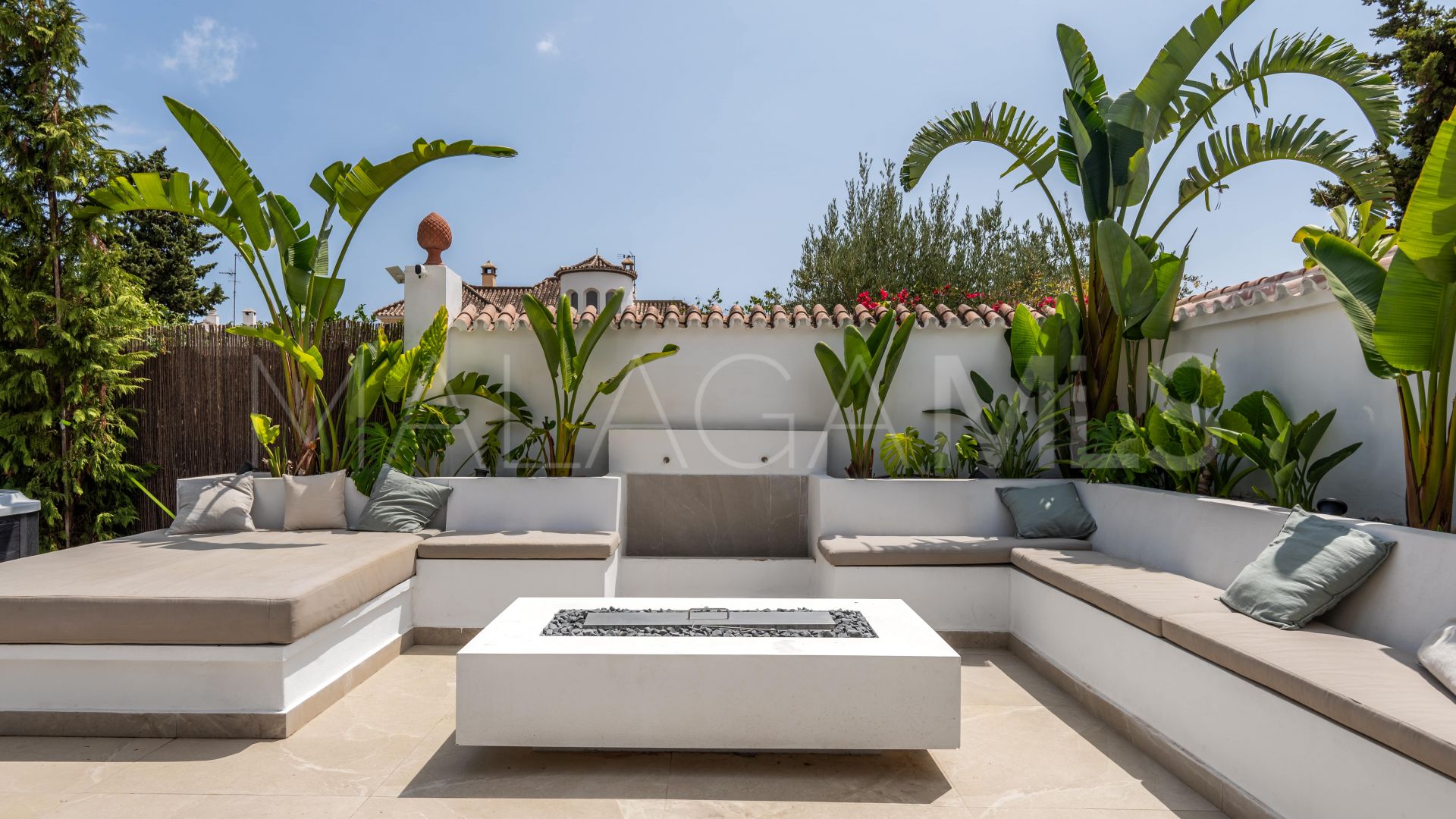 Villa for sale in Cortijo Blanco