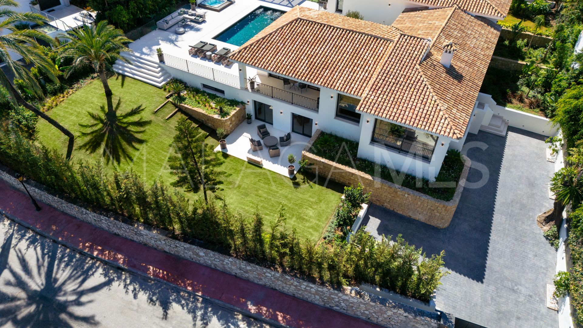 Villa for sale in Las Brisas del Golf