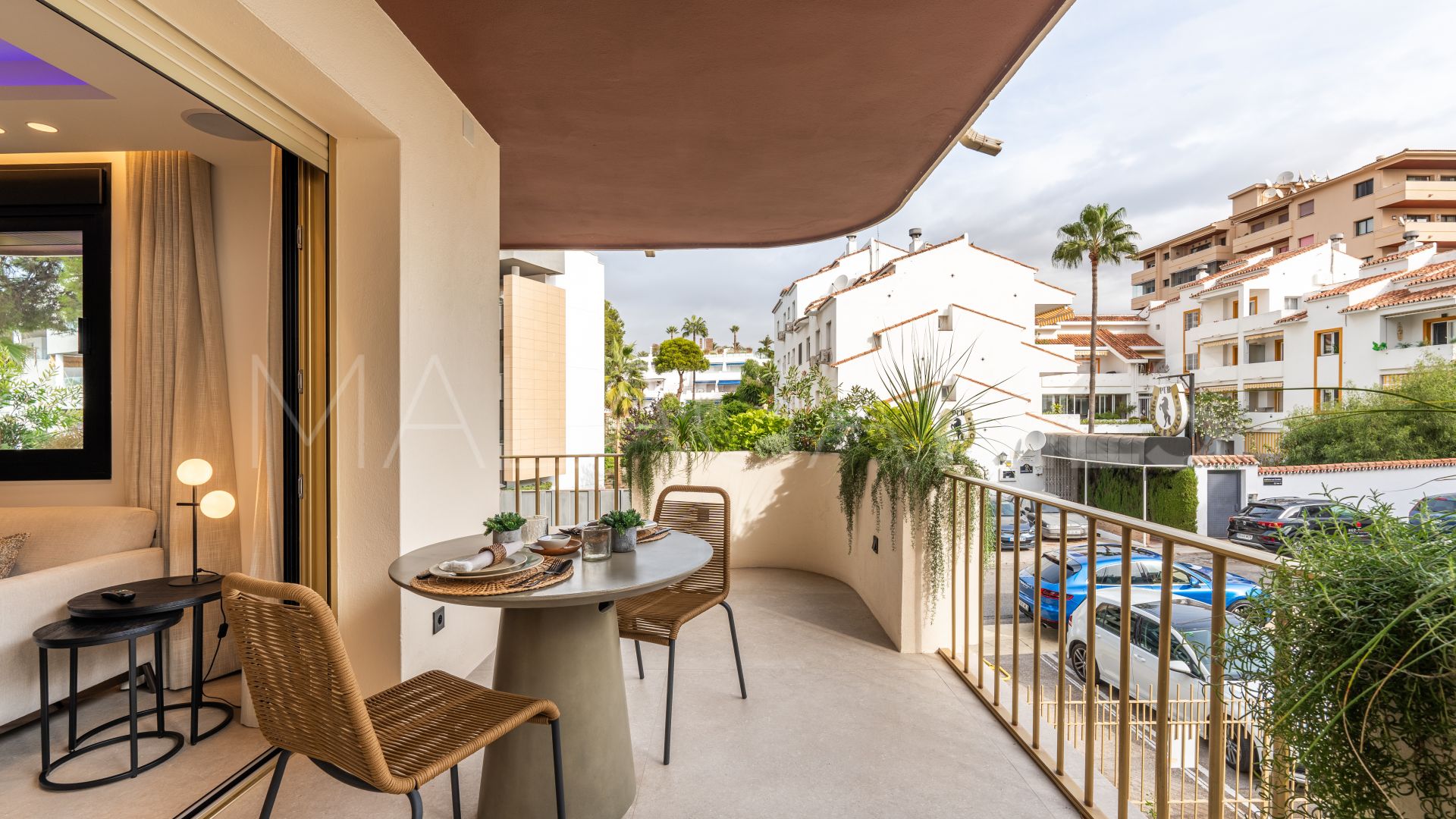 Wohnung for sale in Marbella - Puerto Banus