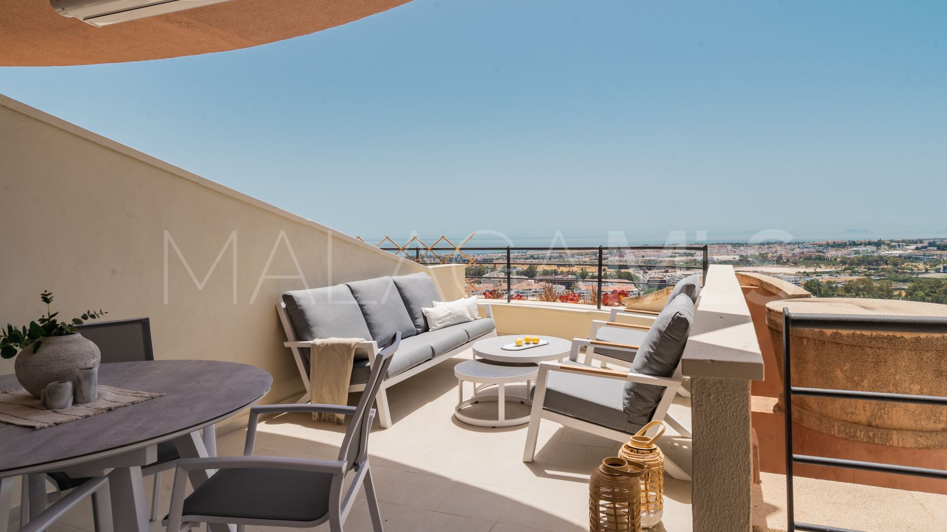 Apartamento for sale in Magna Marbella with 2 bedrooms