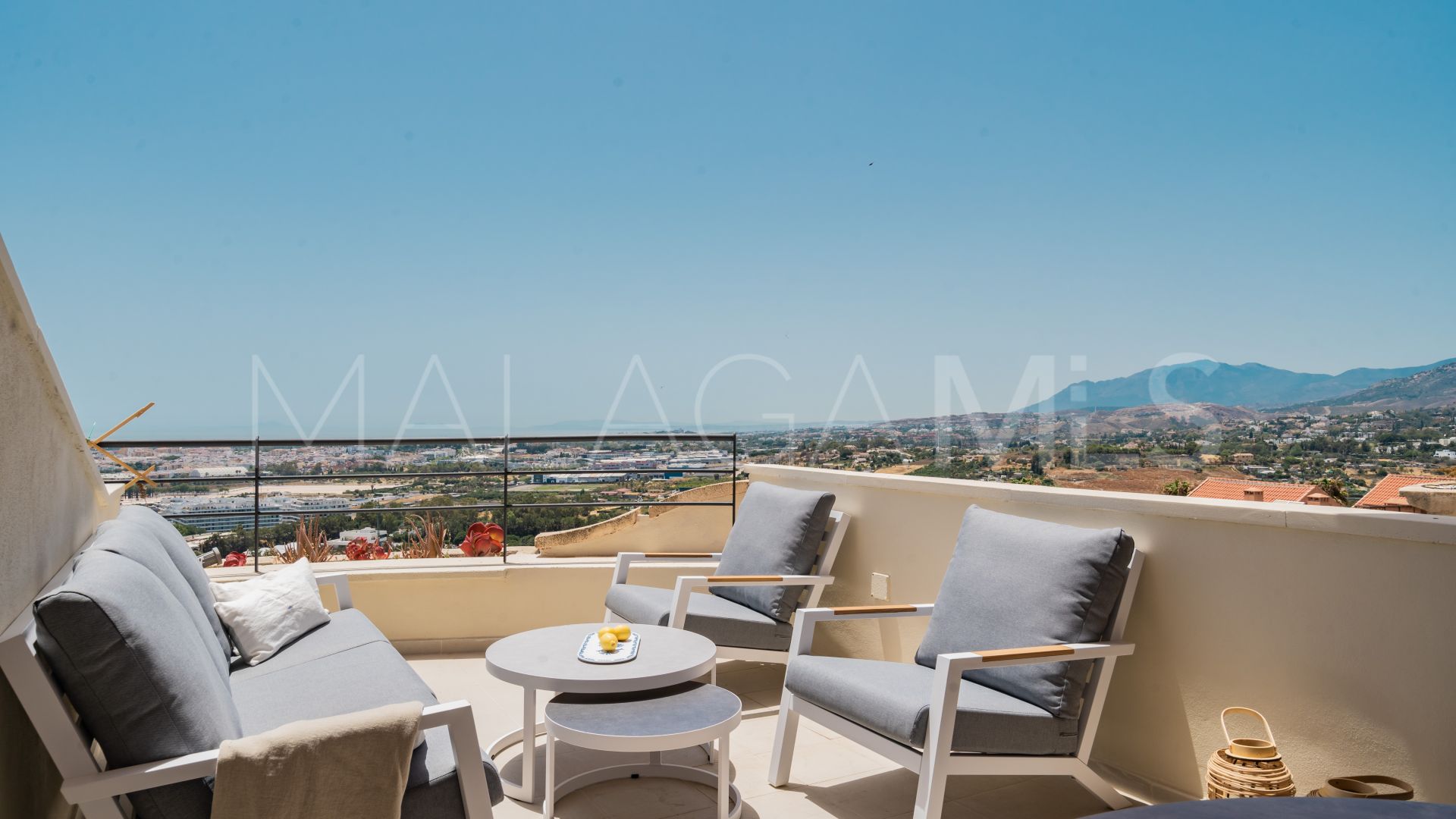 Apartamento for sale in Magna Marbella with 2 bedrooms