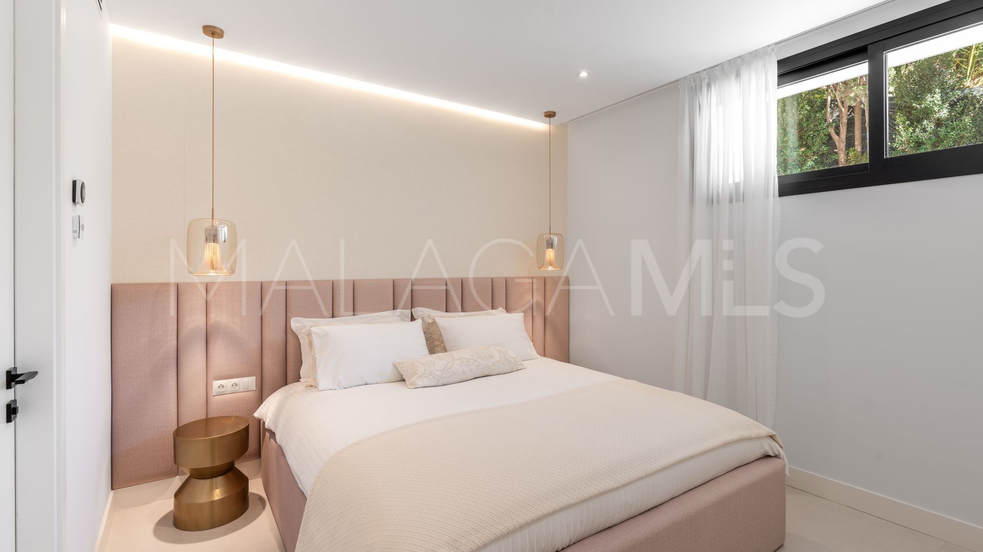 Villa for sale in Marbesa