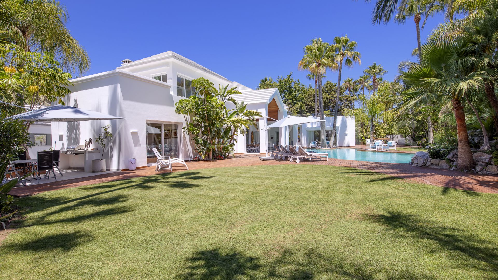 For sale Guadalmina Baja villa