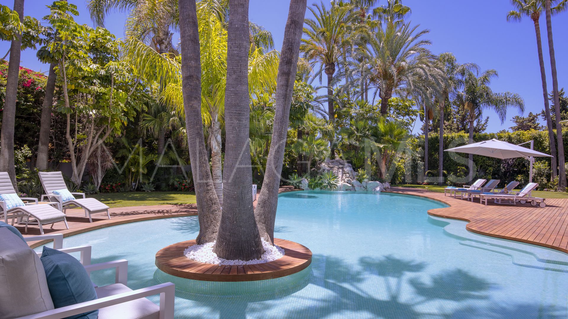 For sale Guadalmina Baja villa
