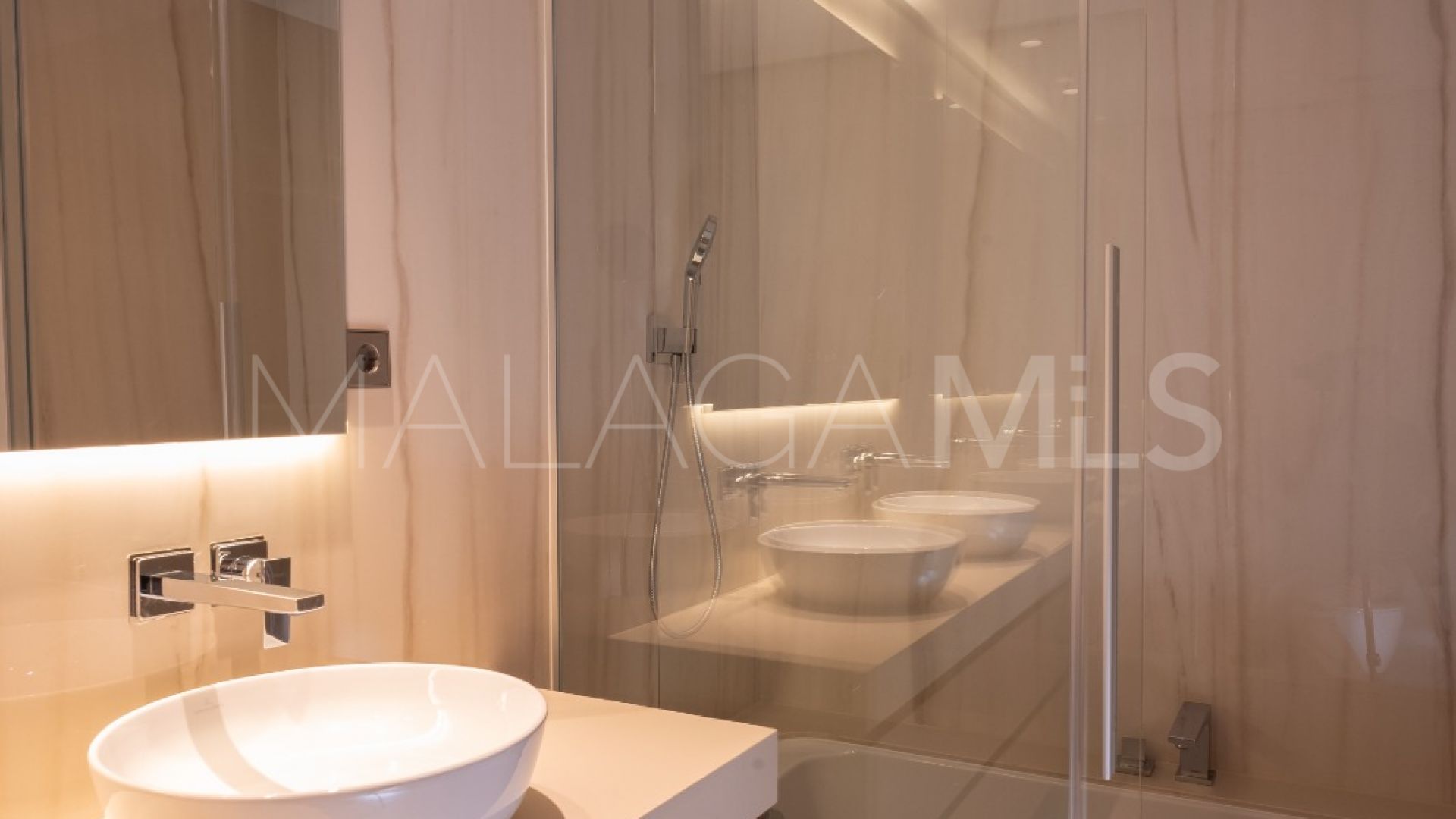 Buy apartamento in Malaga