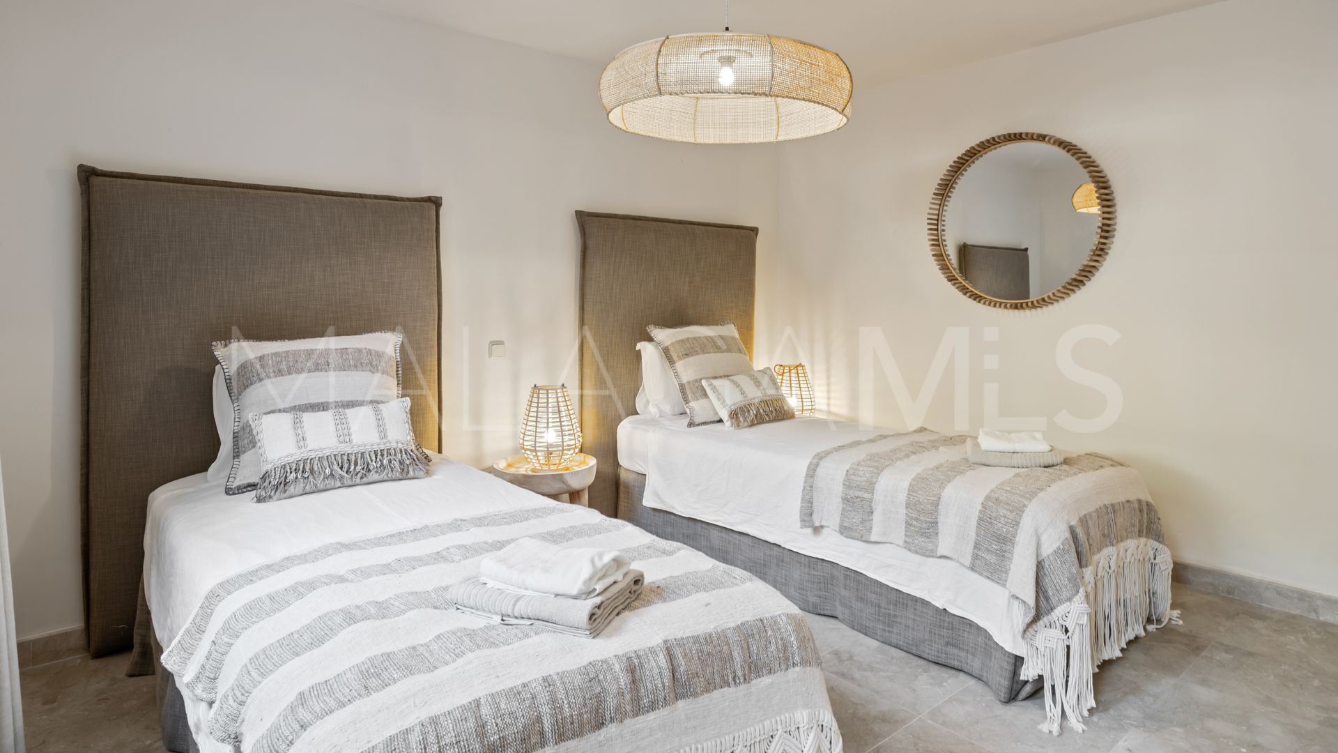 Einfamilienhaushälfte for sale in Marbella - Puerto Banus