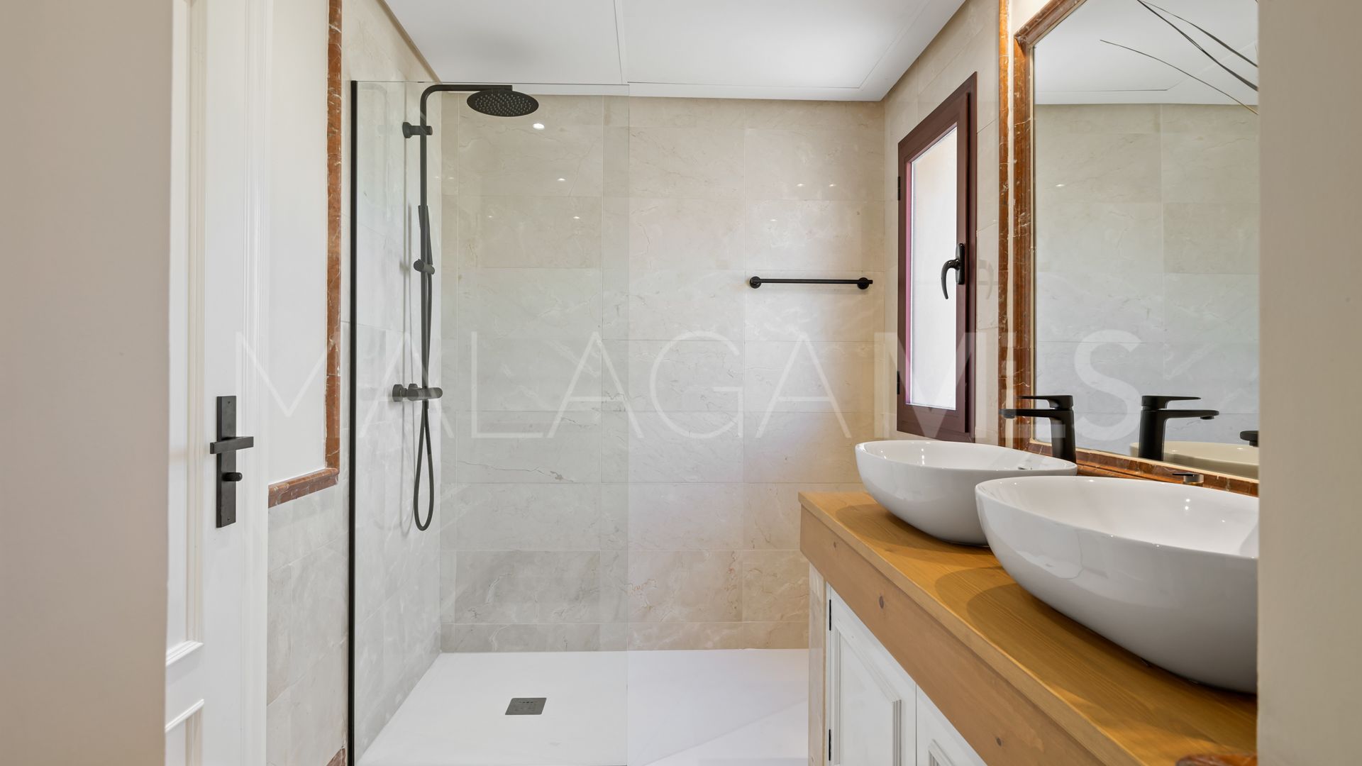 Einfamilienhaushälfte for sale in Marbella - Puerto Banus