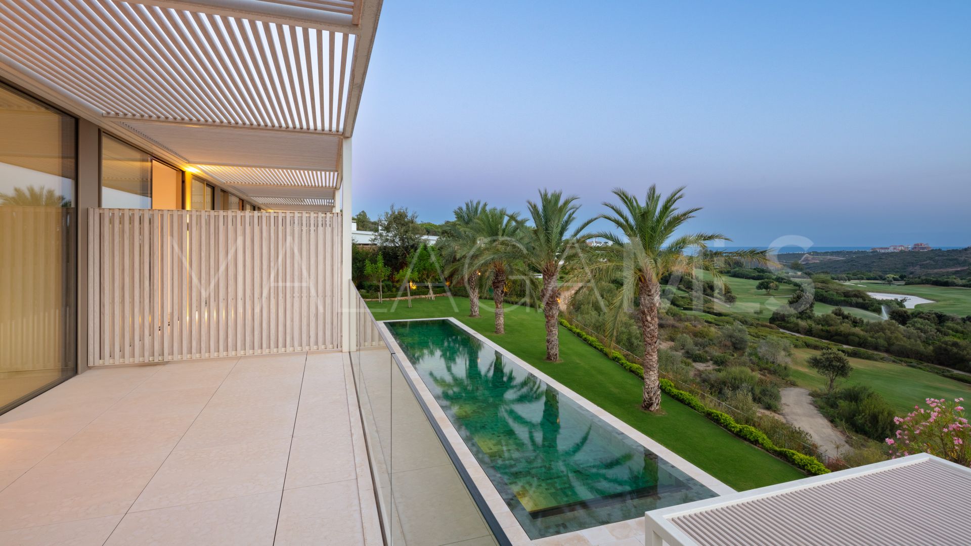 Finca Cortesin, villa de 5 bedrooms for sale