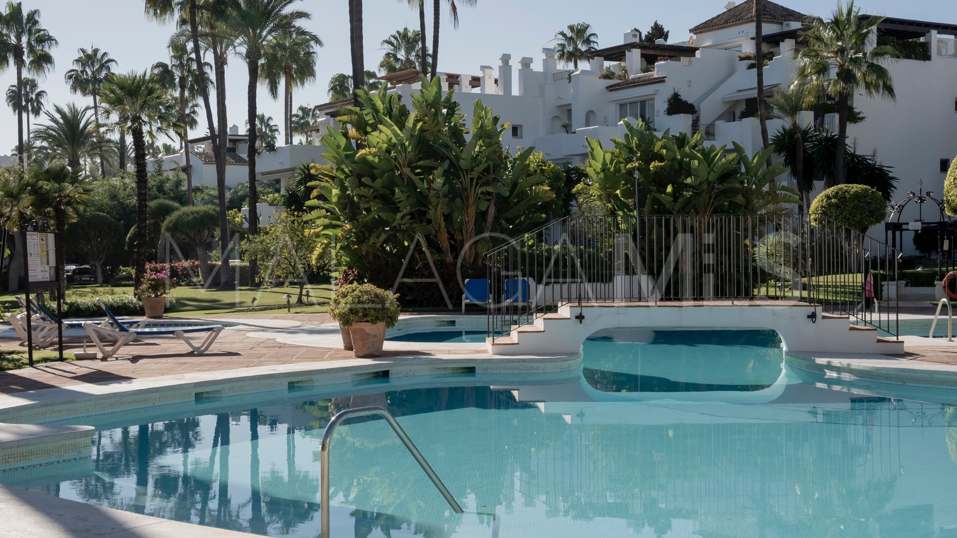 Appartement terrasse for sale in Estepona