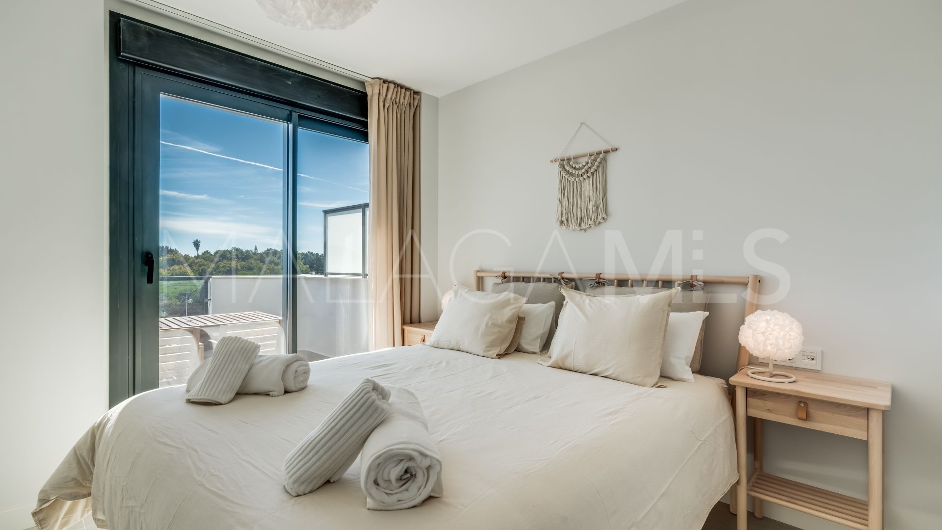 Penthouse for sale in Estepona