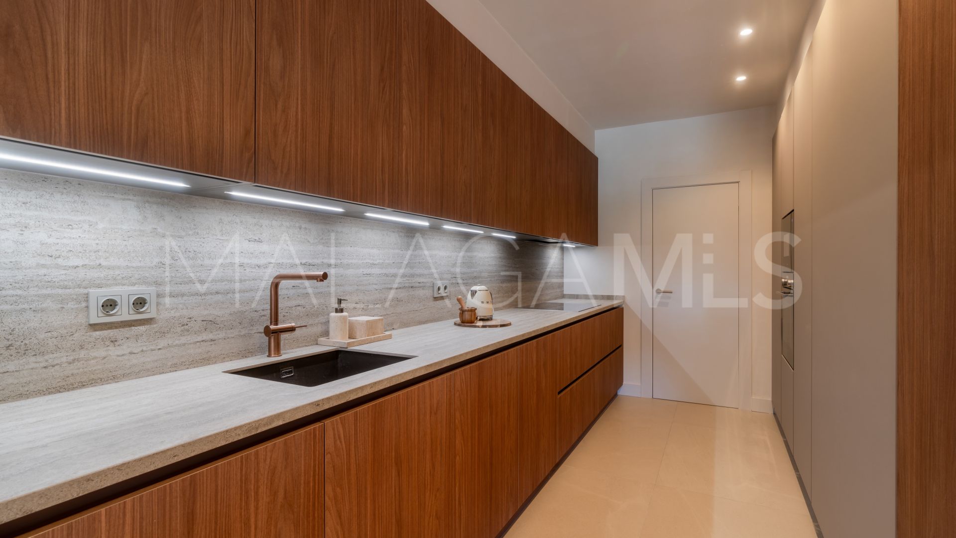 Reihenhaus for sale in Nueva Andalucia
