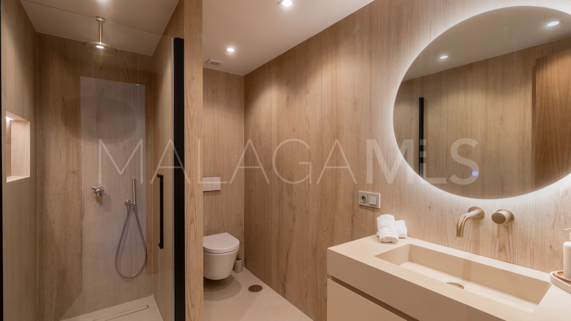 Reihenhaus for sale in Nueva Andalucia